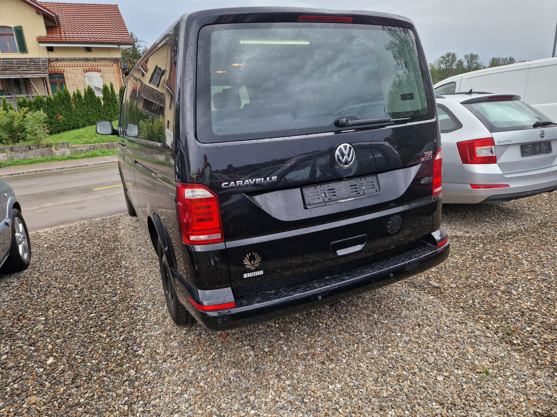 VW T6 Caravelle 2.0 Bi-TDI Trendline 4Motion DSG LWB-image-3