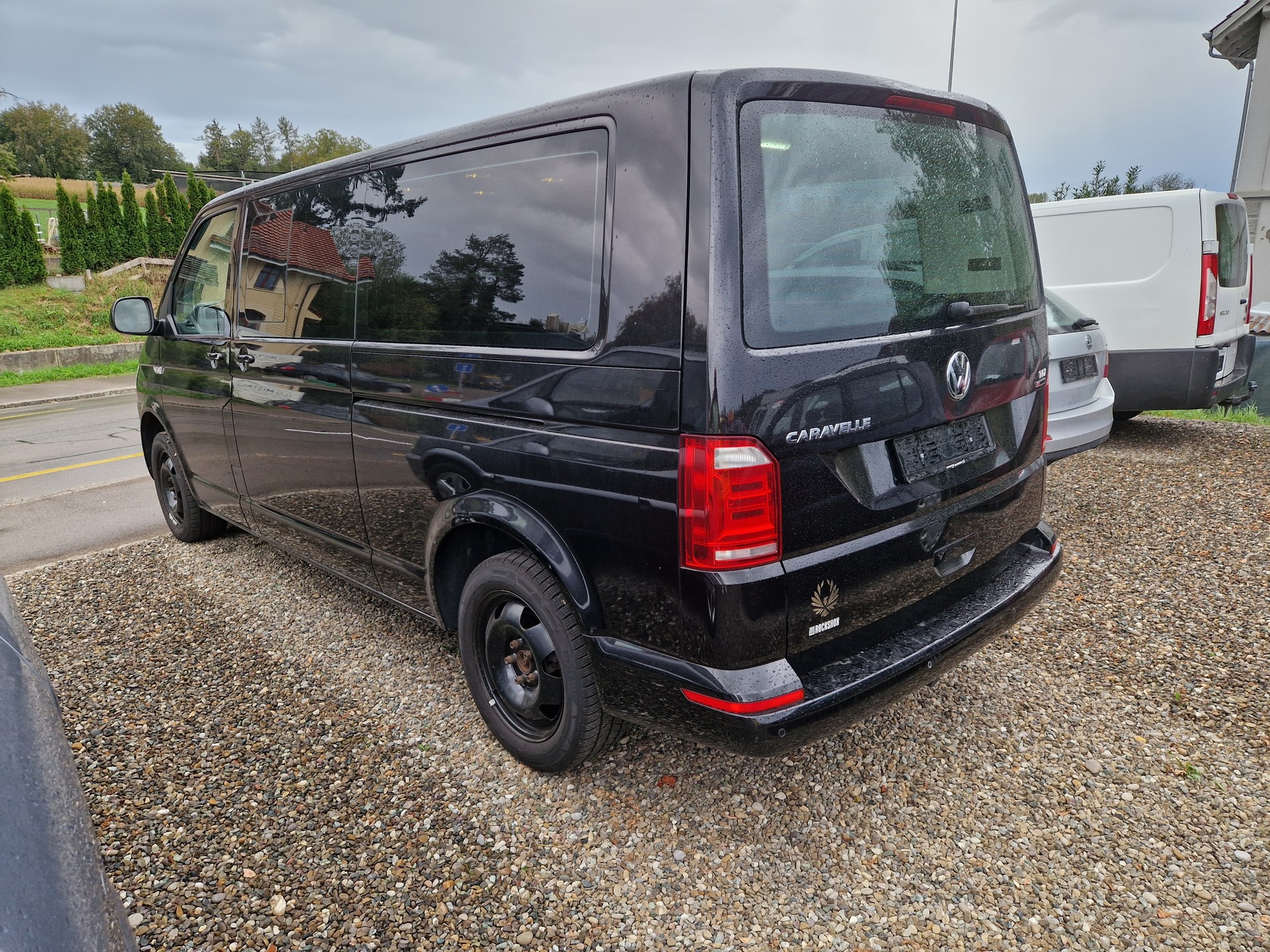 VW T6 Caravelle 2.0 Bi-TDI Trendline 4Motion DSG LWB-image-4