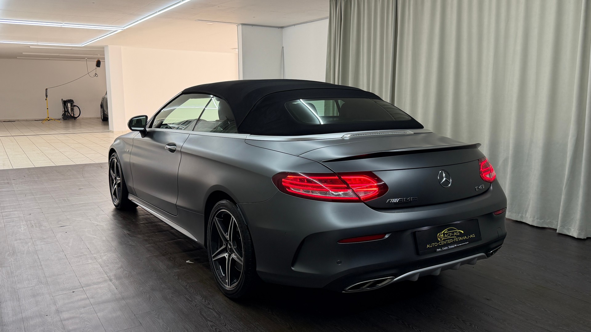 MERCEDES-BENZ C 43 Cabriolet AMG 4Matic 9G-Tronic-image-16