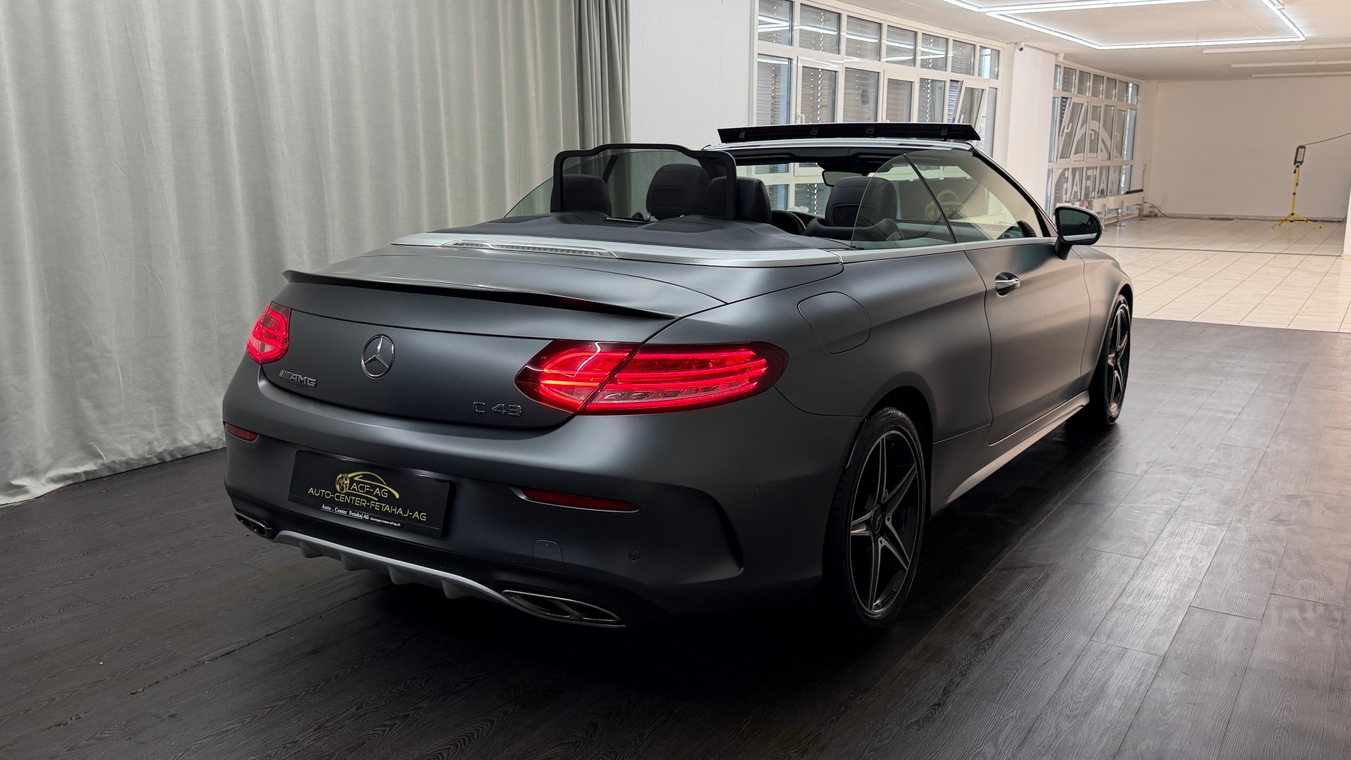 MERCEDES-BENZ C 43 Cabriolet AMG 4Matic 9G-Tronic-image-3