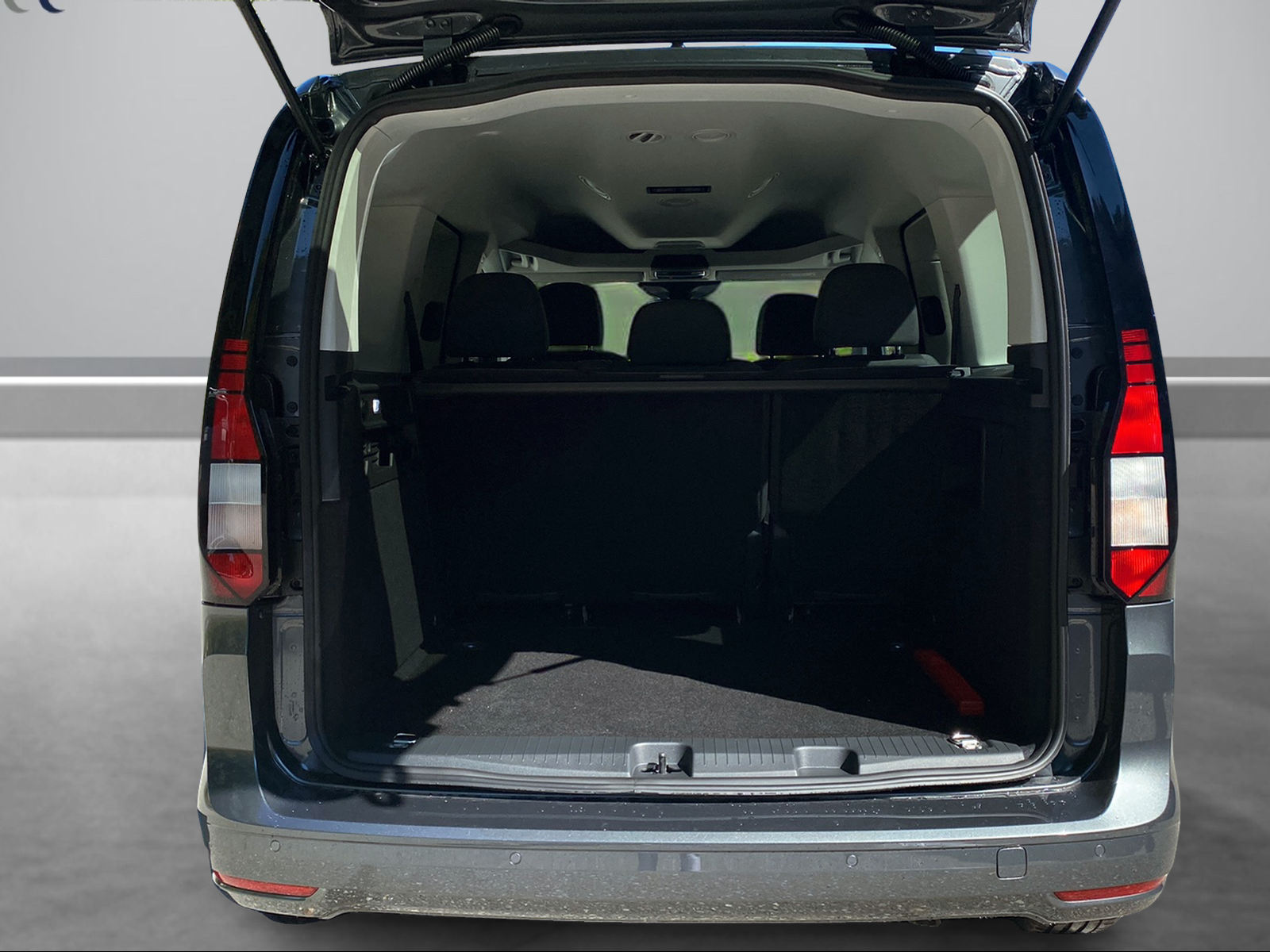 VW Caddy 2.0 TDI Liberty 4Motion-image-9
