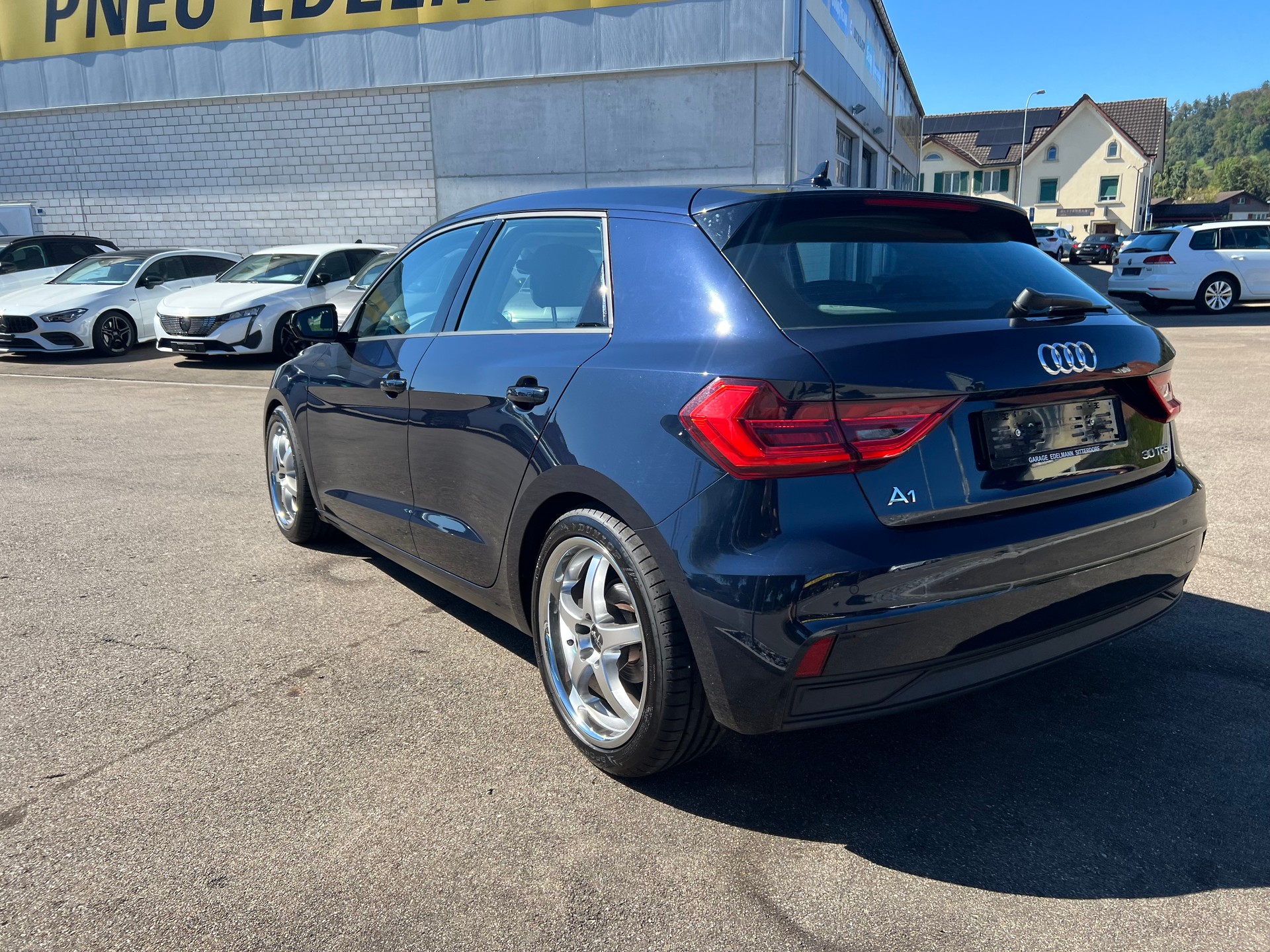 AUDI A1 Sportback 30 TFSI S Line S-tronic-image-16