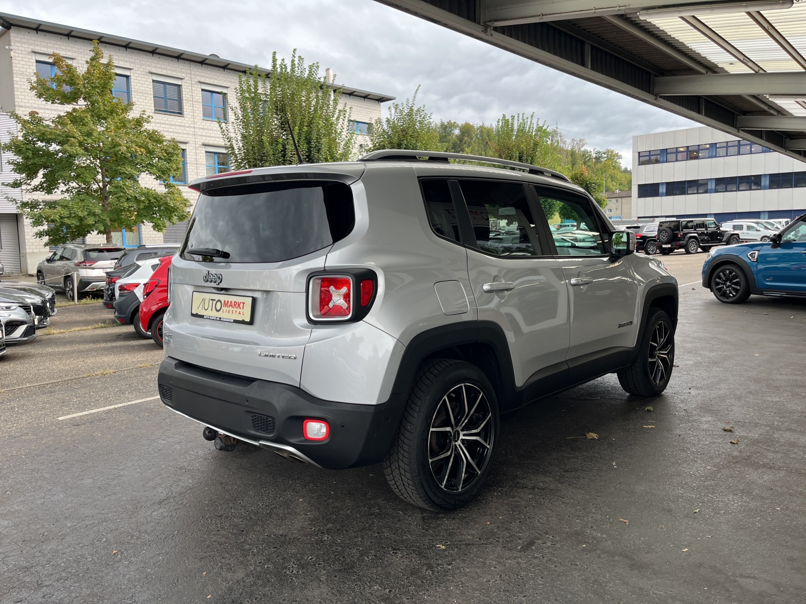 JEEP Renegade 1.4 Turbo Limited AWD-image-4