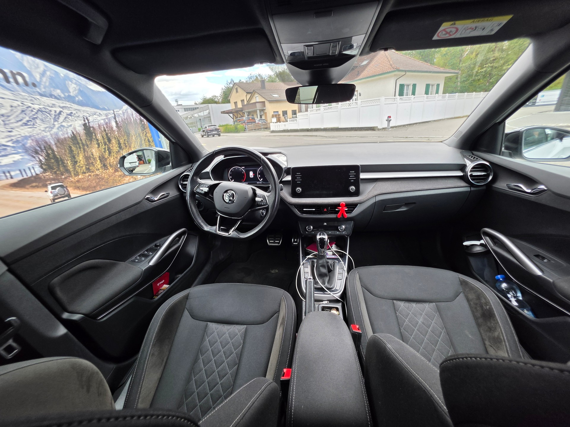 SKODA Fabia 1.0 TSI Ambition DSG-image-5