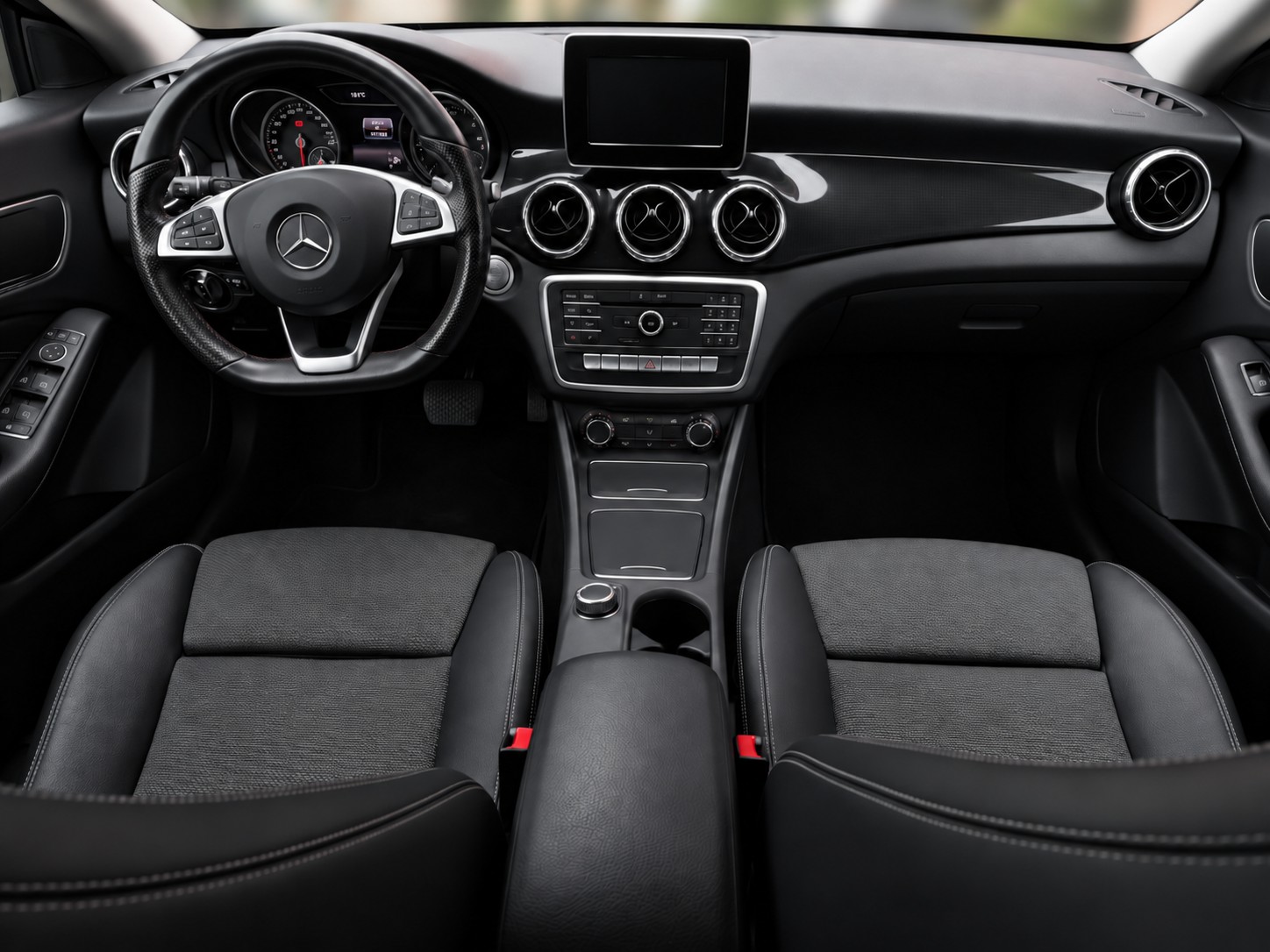 MERCEDES-BENZ CLA Shooting Brake 180 d 7G-DCT-image-10