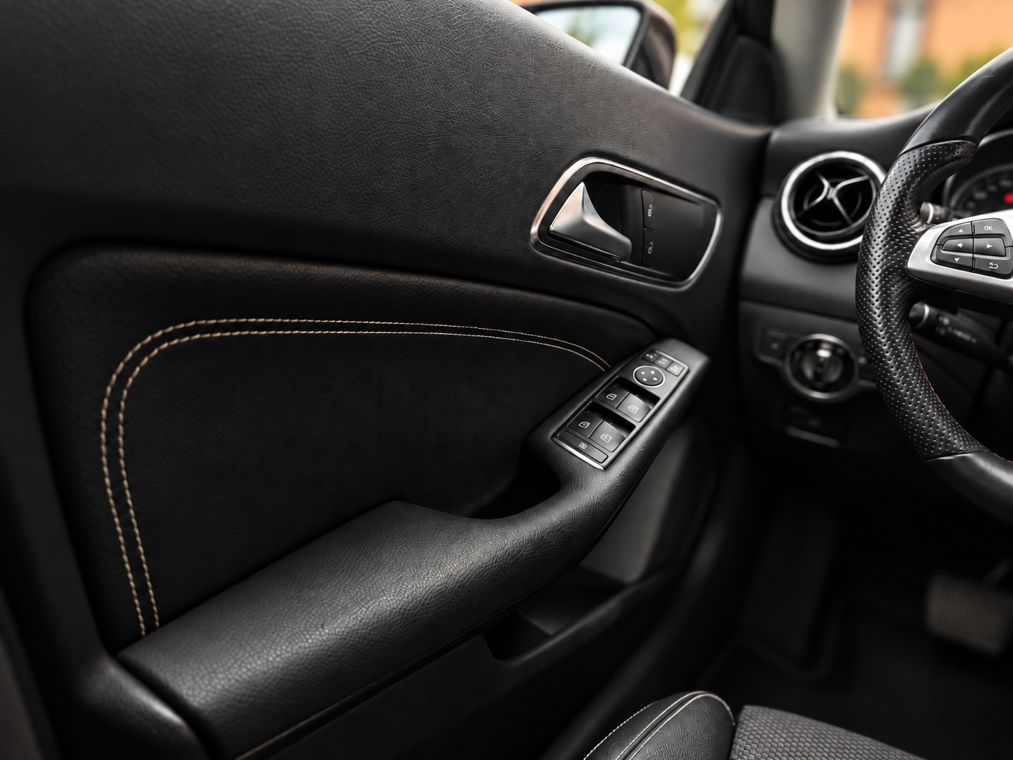 MERCEDES-BENZ CLA Shooting Brake 180 d 7G-DCT-image-6