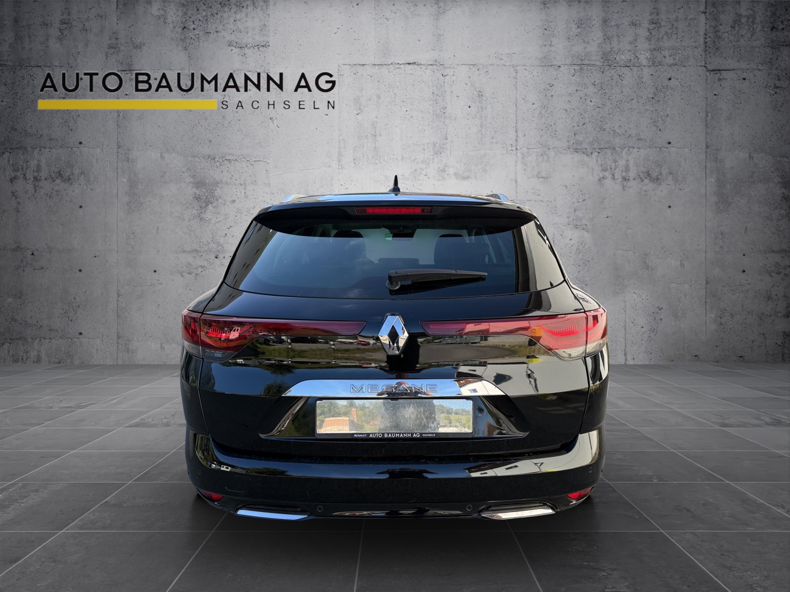 RENAULT Mégane Grandtour 1.6 E-Tech Intens-image-3