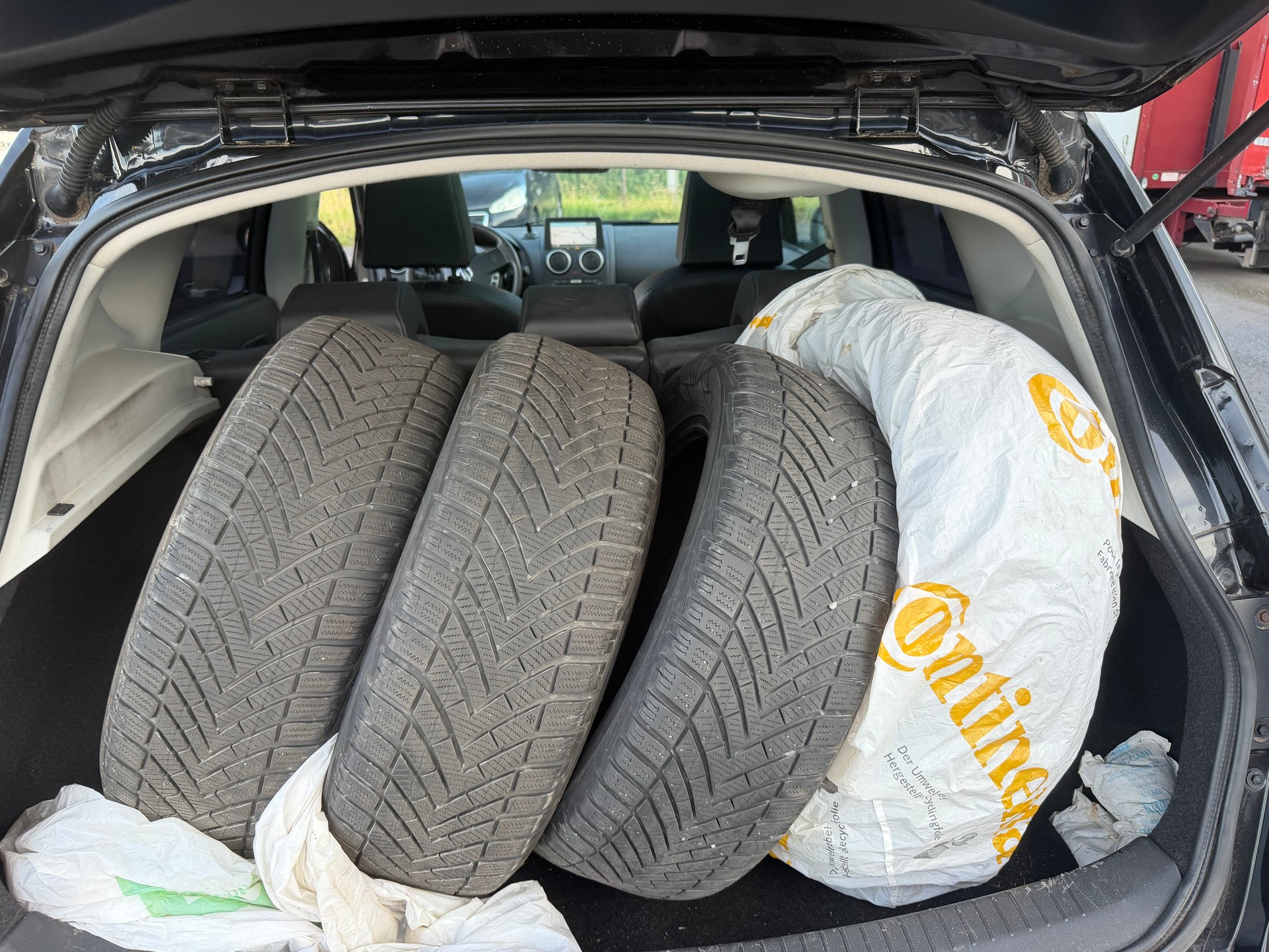 NISSAN Qashqai 2.0 dCi tekna-image-7
