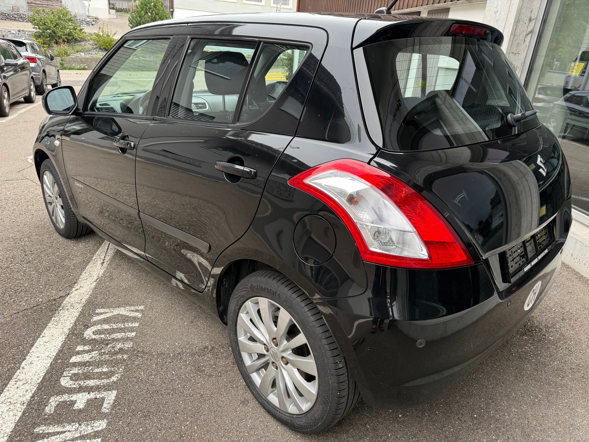 SUZUKI Swift 1.2i 16V GL Top 4x4-image-4