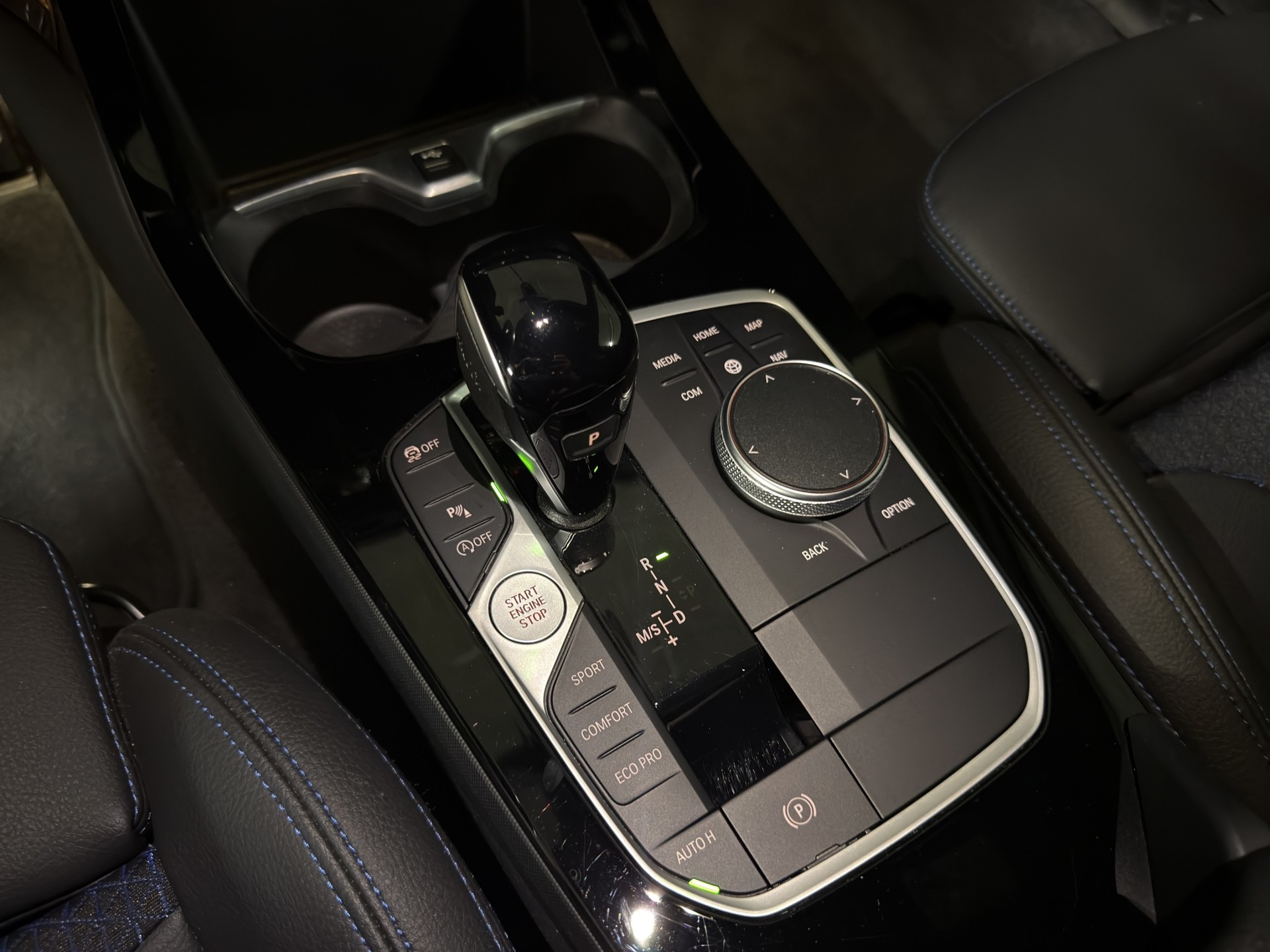 BMW 218d Gran Coupé M Sport Pro-image-12