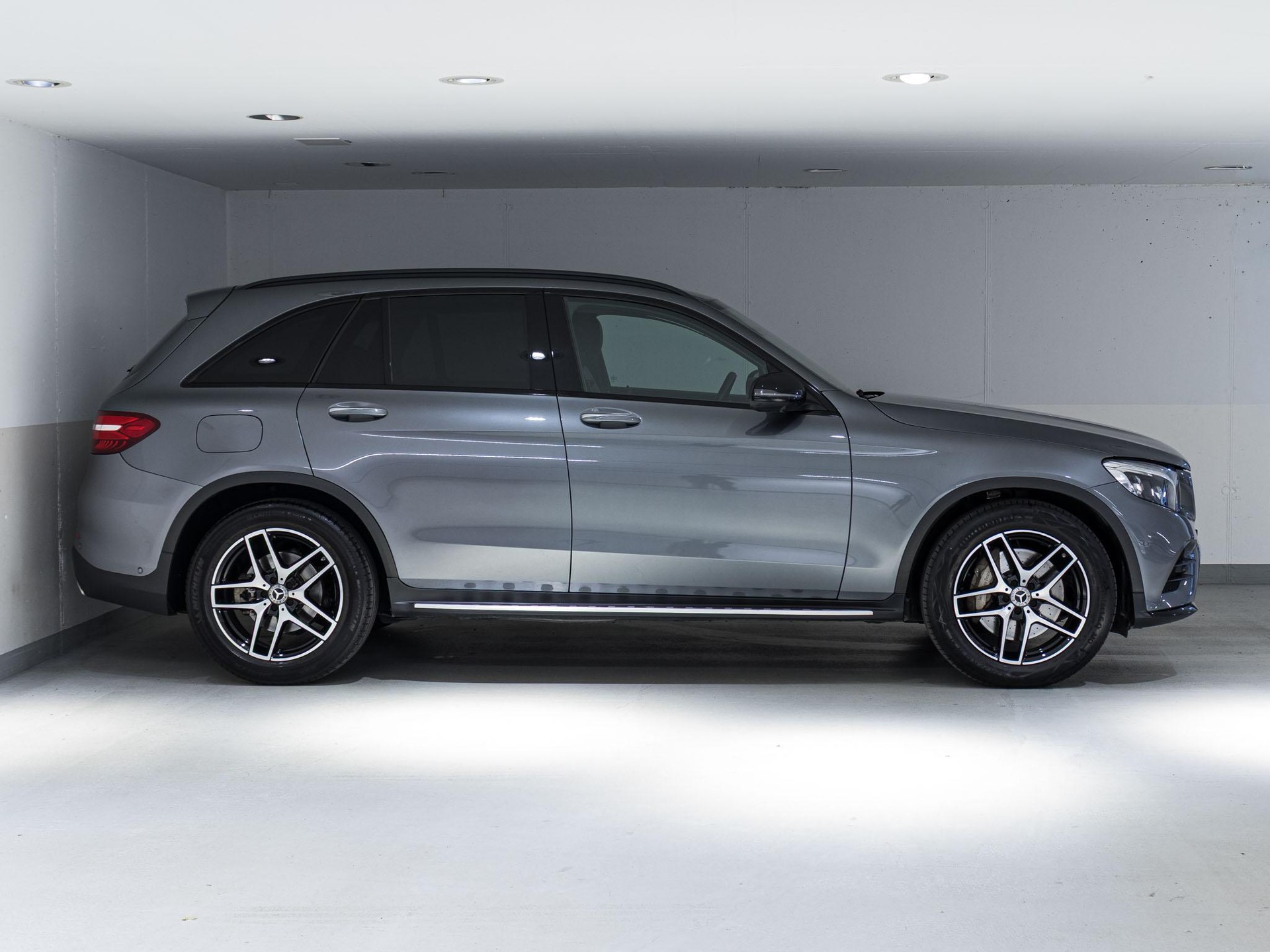 MERCEDES-BENZ GLC 250 4MATIC-image-1
