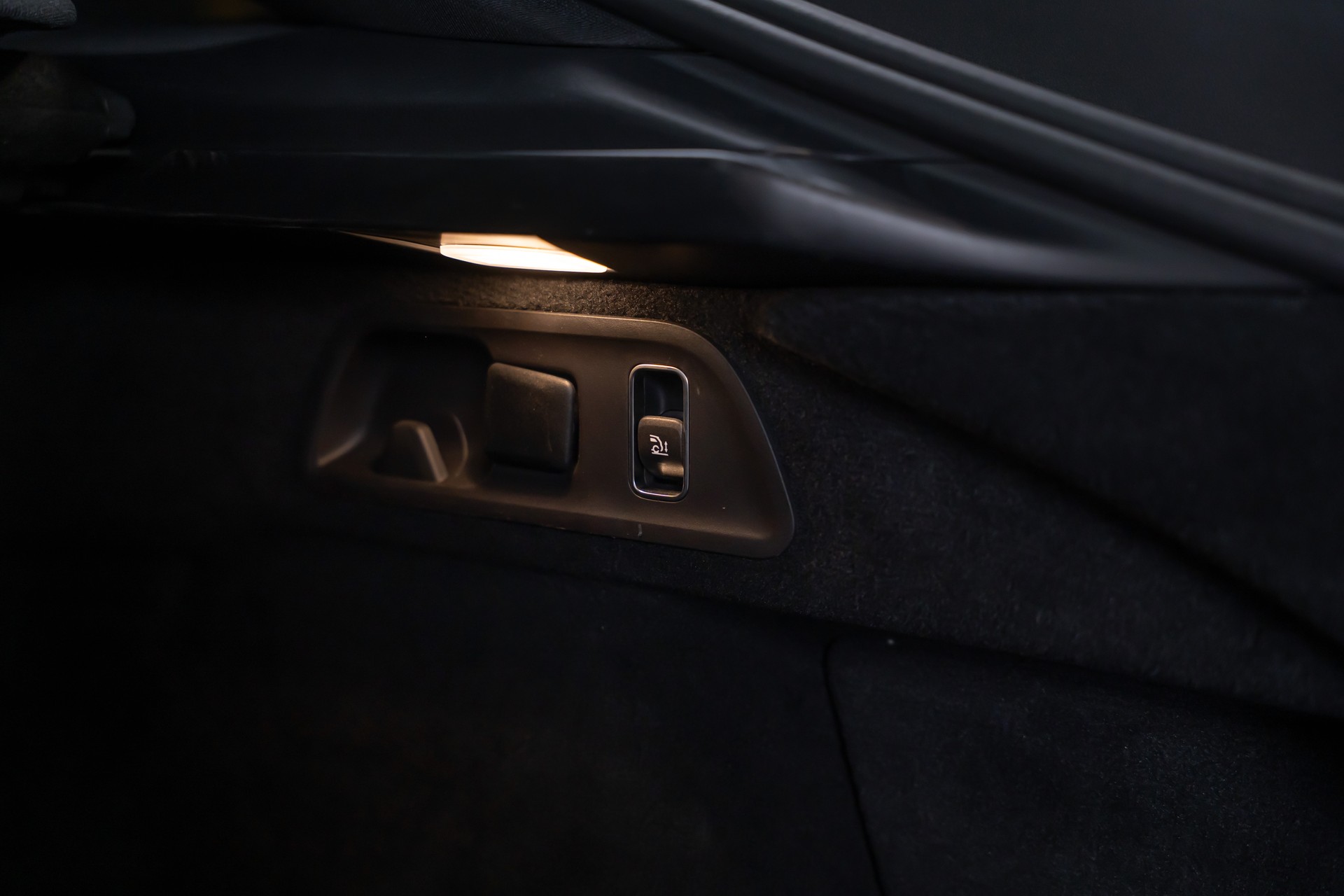 MERCEDES-BENZ GLE 53 AMG 4matic+ Coupé /Panorama / 360°Kamera / Burmester /-image-9