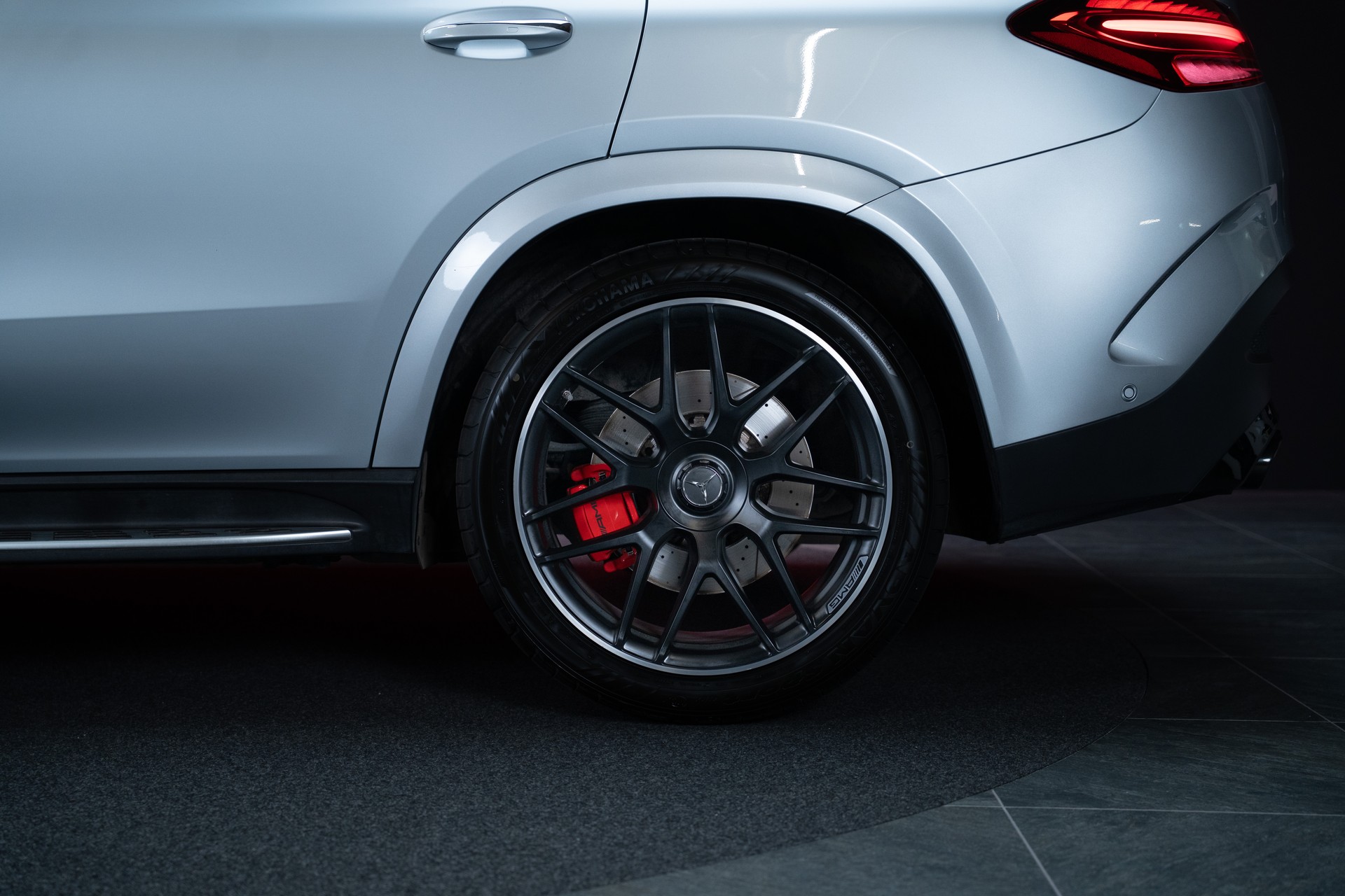MERCEDES-BENZ GLE 53 AMG 4matic+ Coupé /Panorama / 360°Kamera / Burmester /-image-46