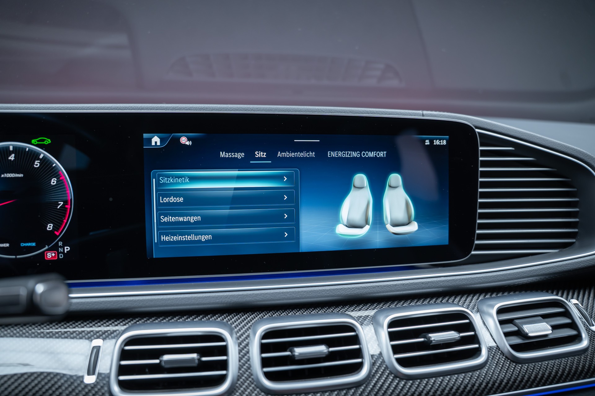 MERCEDES-BENZ GLE 53 AMG 4matic+ Coupé /Panorama / 360°Kamera / Burmester /-image-38