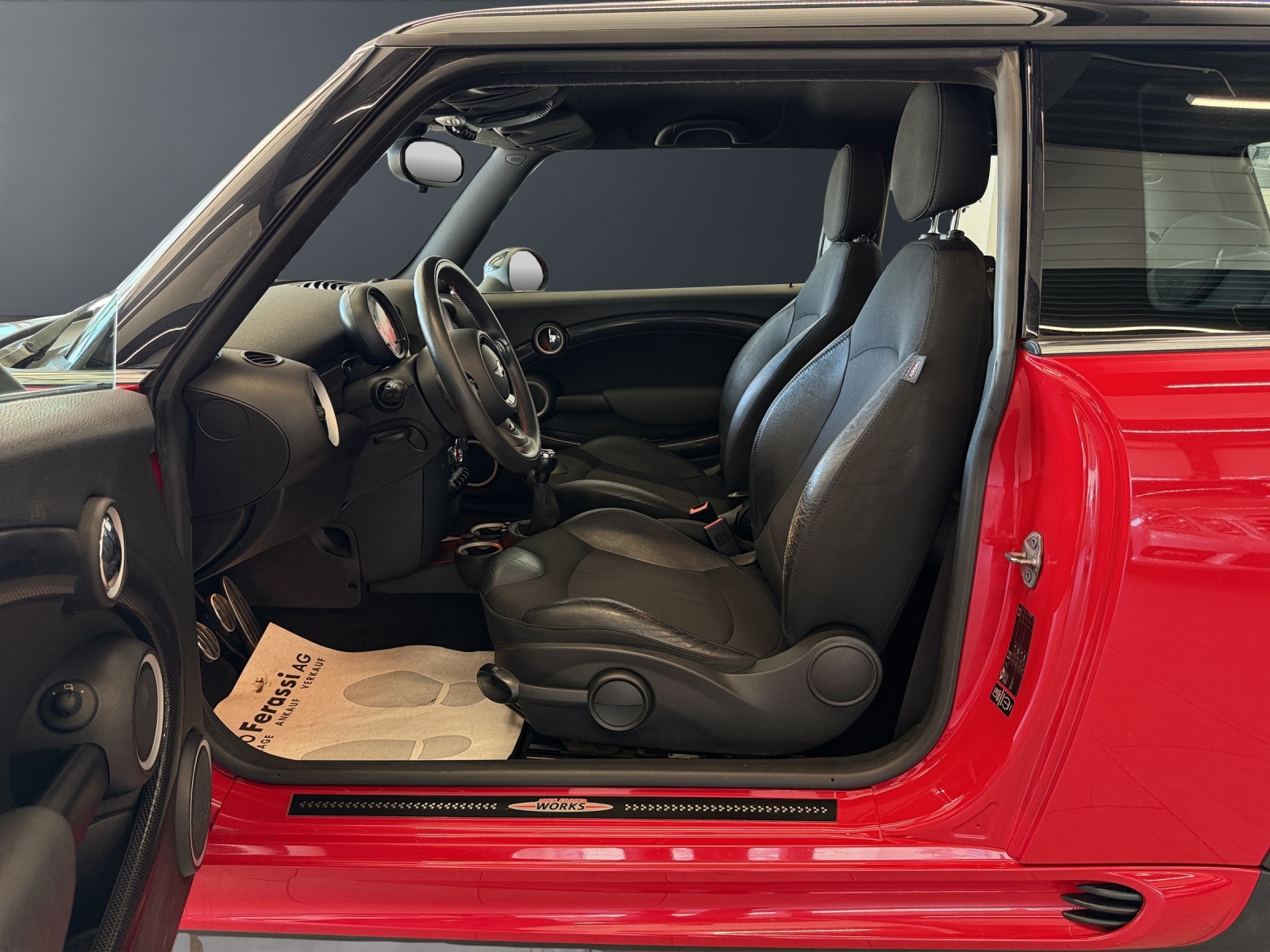 MINI Cooper S John Cooper Works-image-15