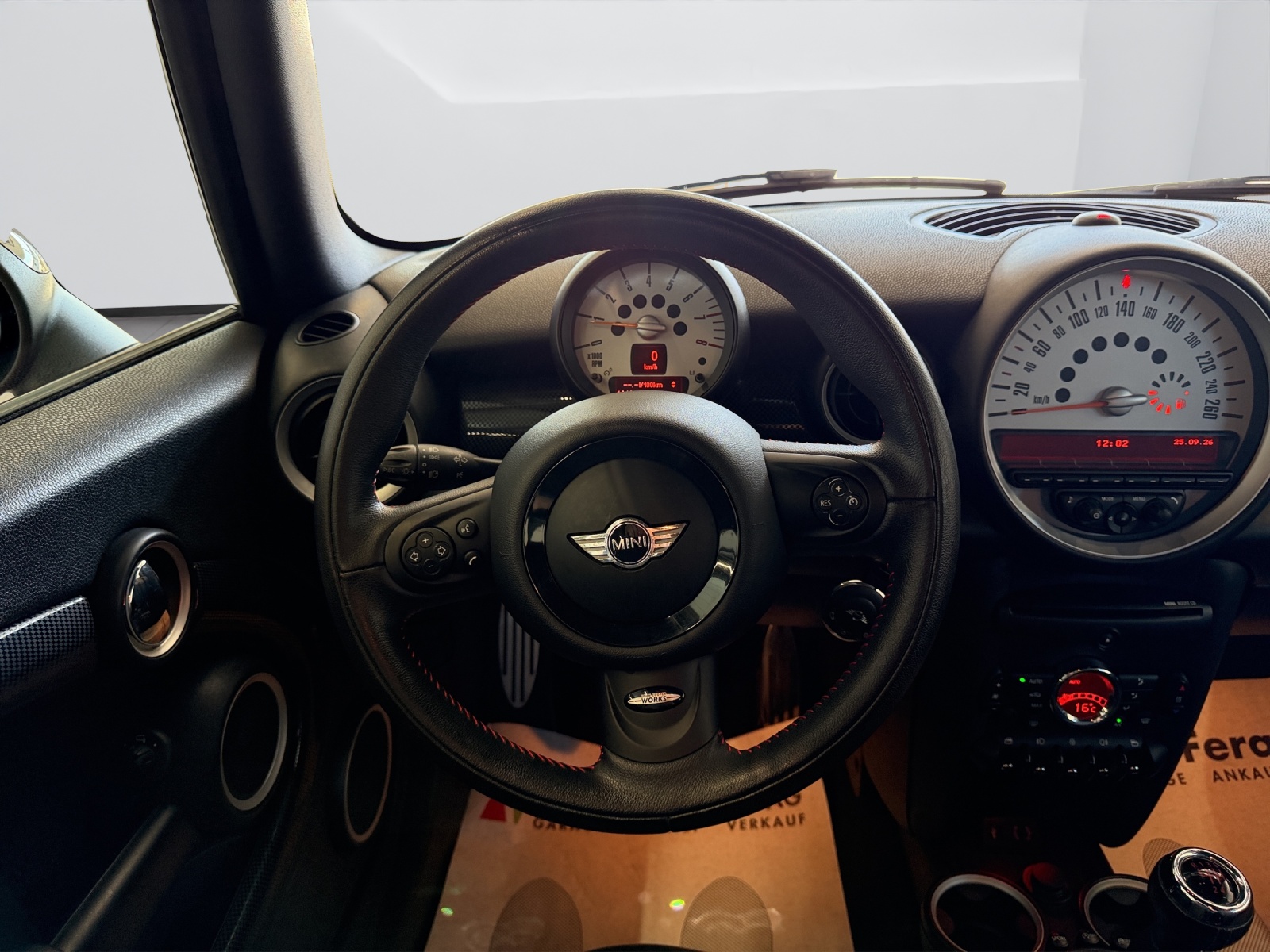 MINI Cooper S John Cooper Works-image-14