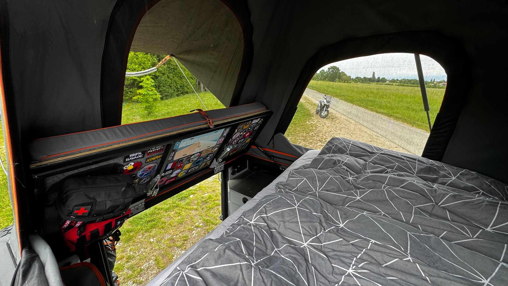 TOYOTA TRD PRO – Alu-Cab Canopy aménagé-image-10