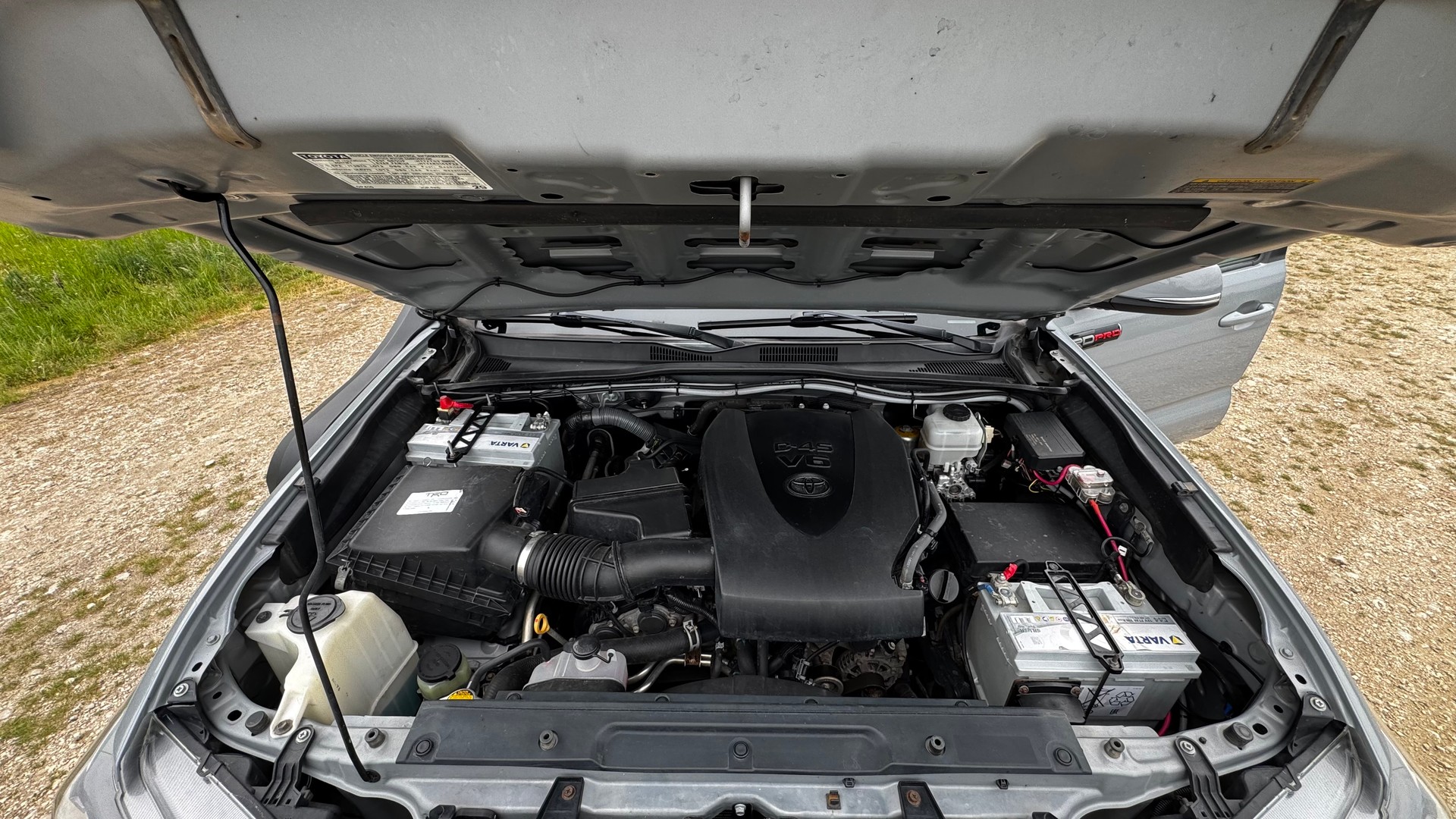 TOYOTA TRD PRO – Alu-Cab Canopy aménagé-image-11