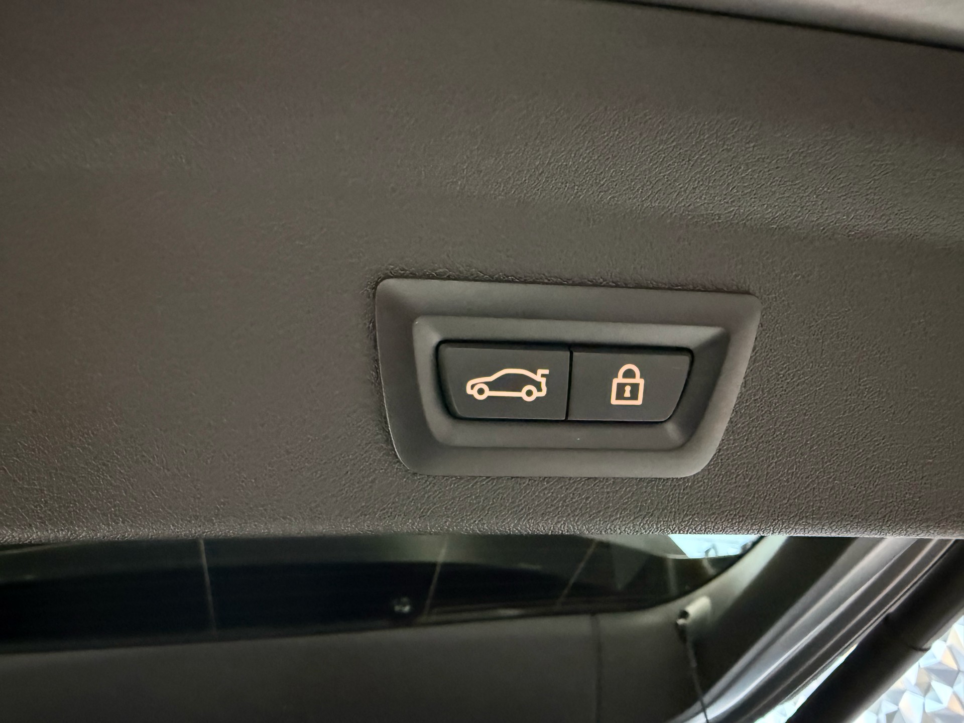 BMW 118i M Sport Steptronic-image-19