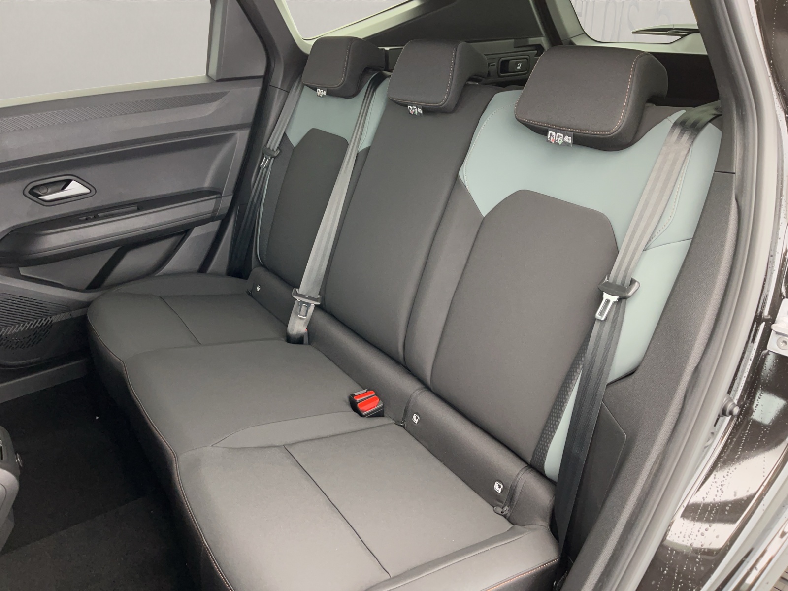DACIA Bigster 1.2 Hybrid Extreme 4WD-image-16