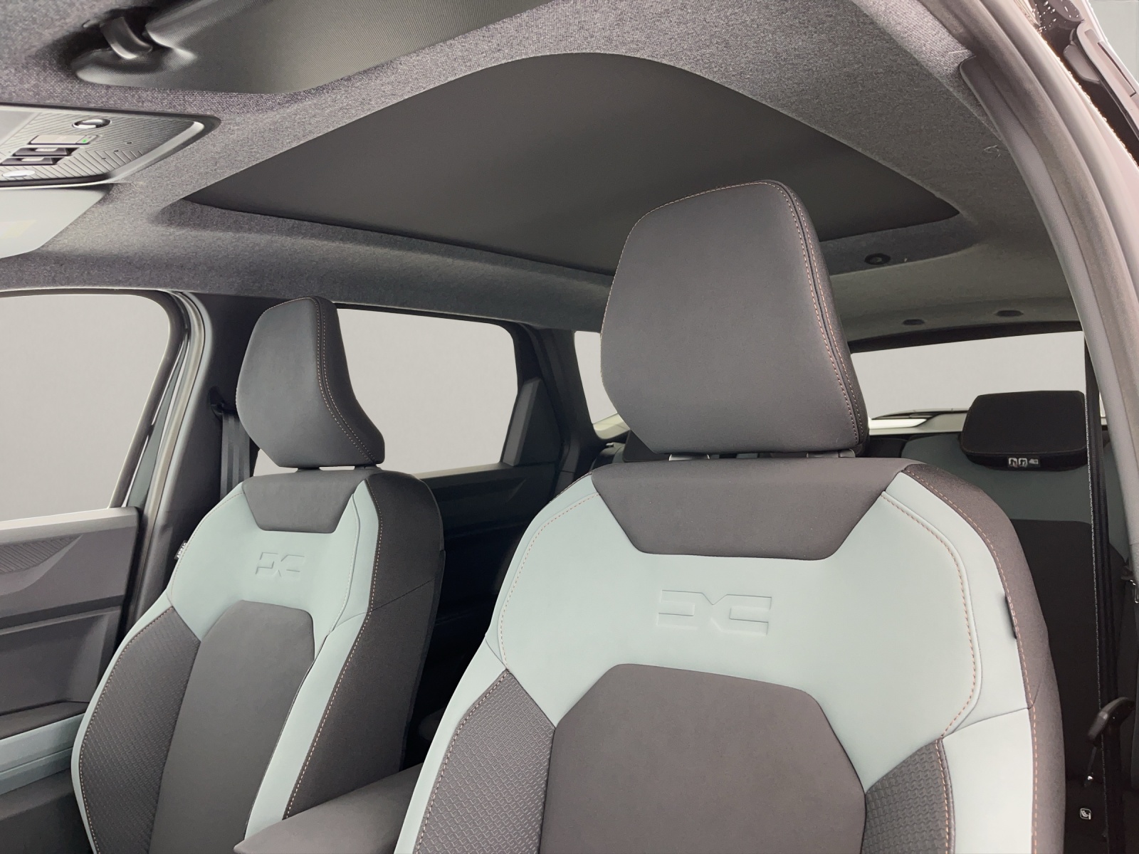 DACIA Bigster 1.2 Hybrid Extreme 4WD-image-14