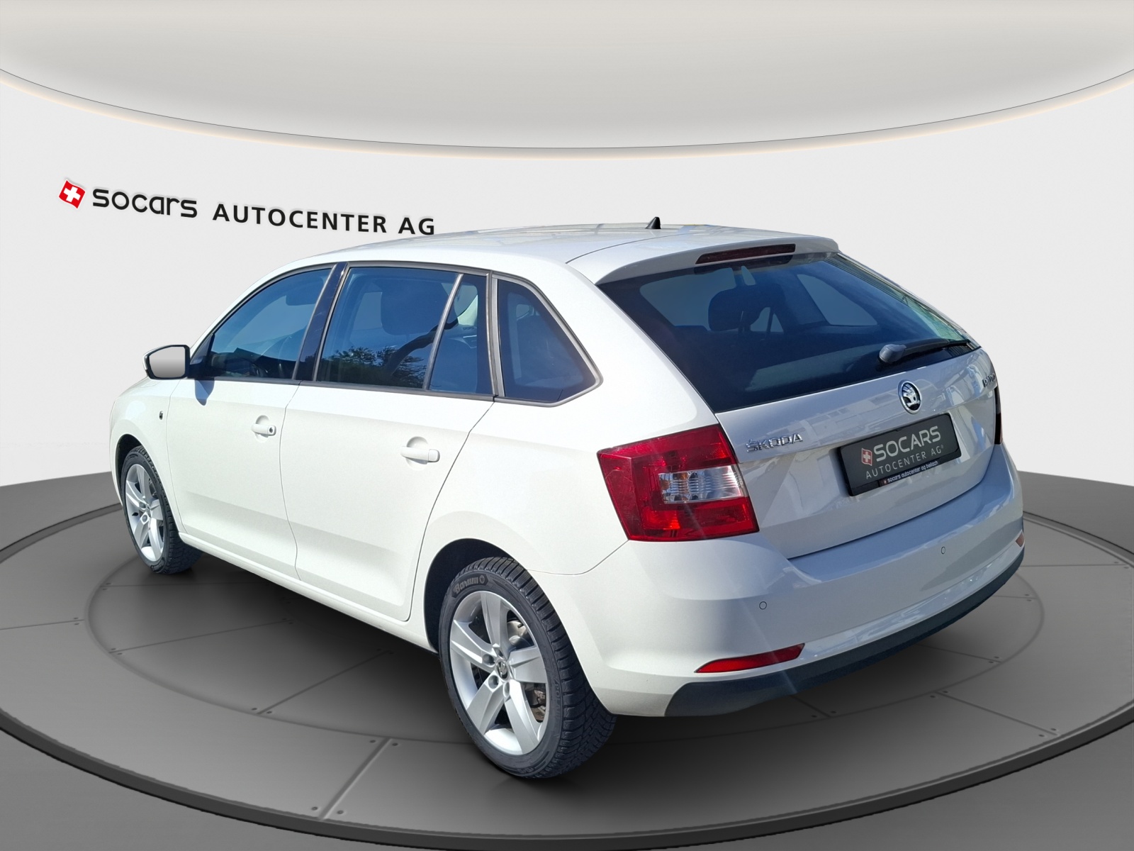 SKODA Rapid Spaceback 1.2 TSI Elegance // Bremsen vorne + hinten komplett NEU // Winterreifen NEU-image-4
