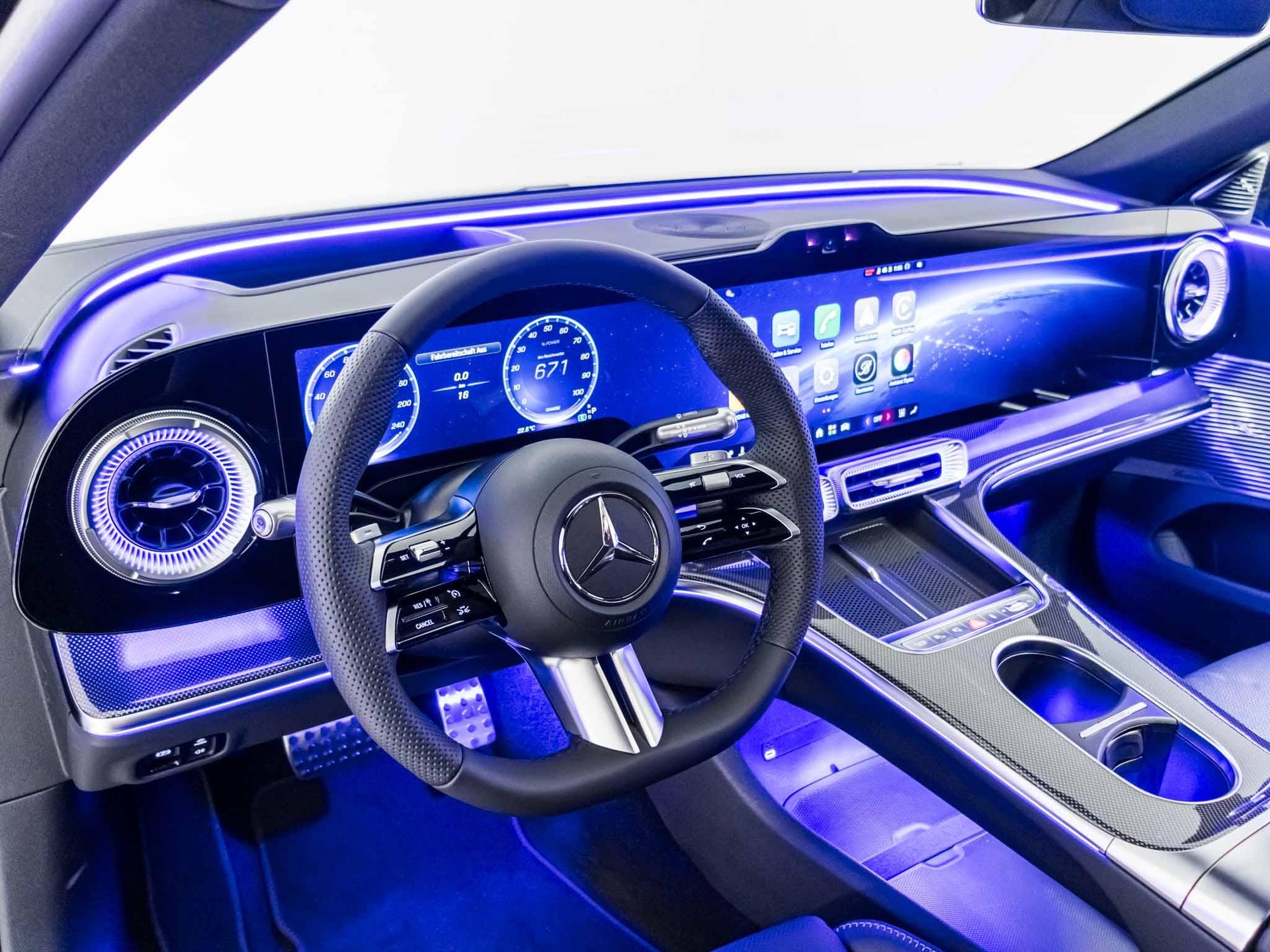 MERCEDES-BENZ C 400 4MATIC EQ-image-9