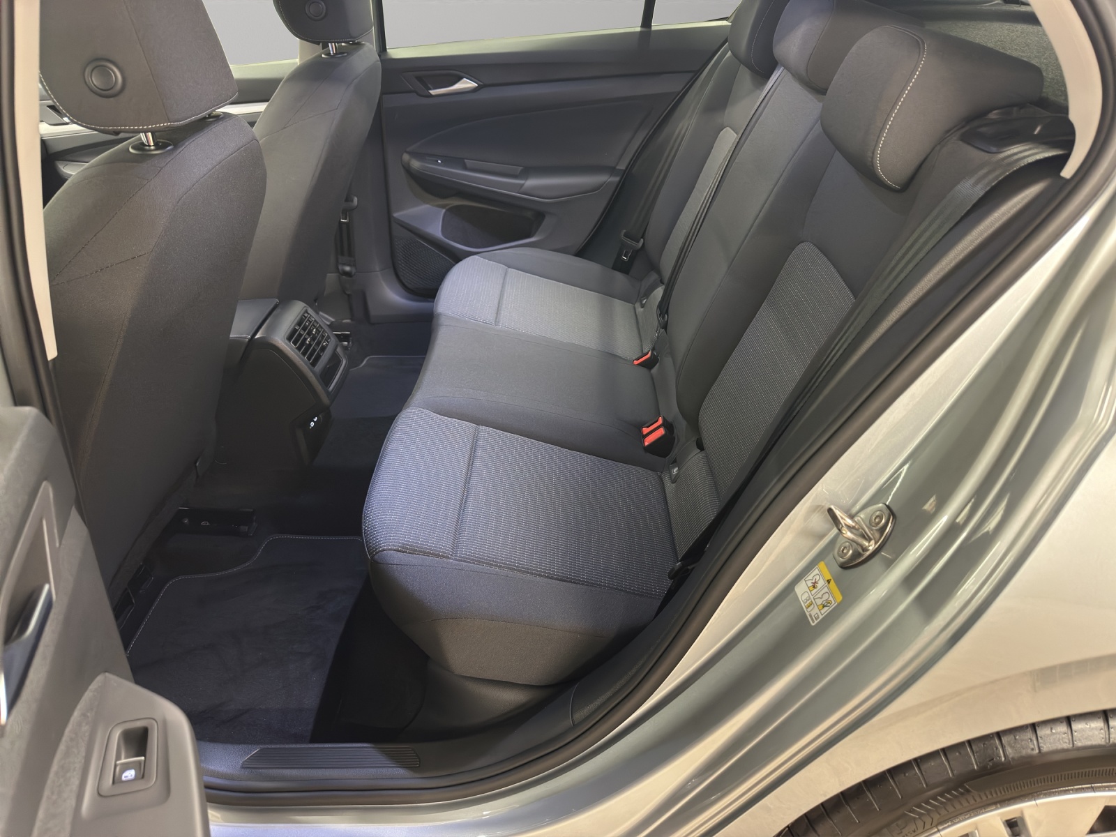 VW Golf 1.5 e TSI mHEV Value DSG-image-9