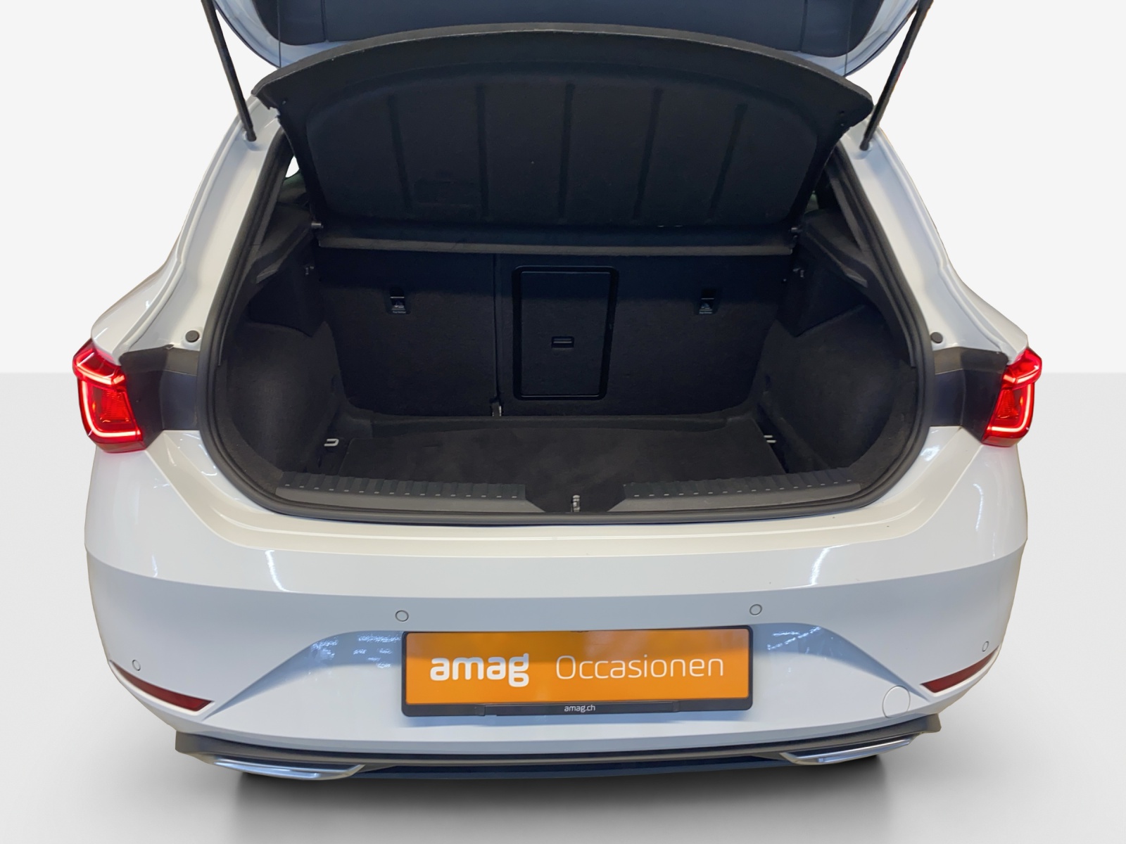 SEAT Leon 1.5 eTSI mHEV DSG Hola FR-image-12