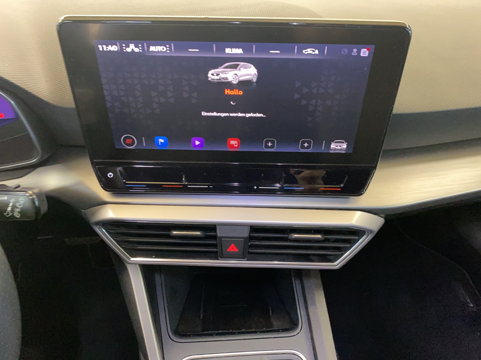 SEAT Leon 1.5 eTSI mHEV DSG Hola FR-image-10