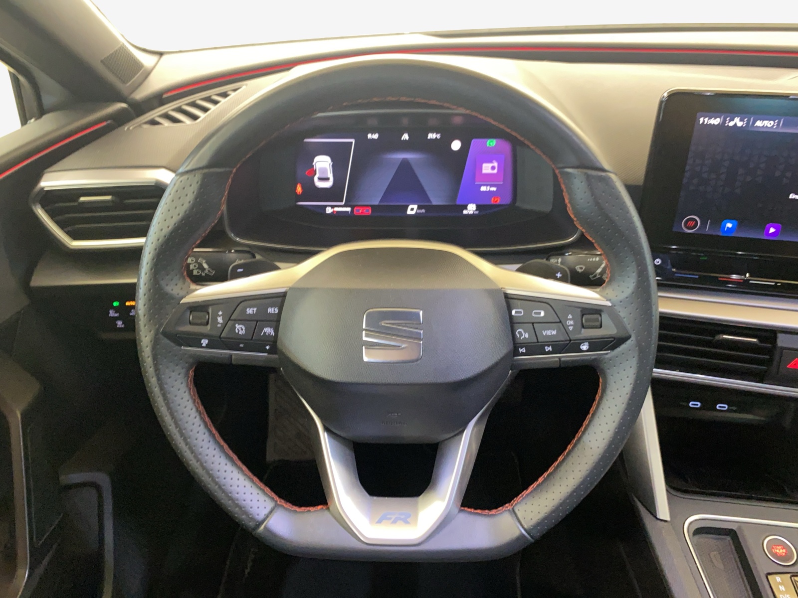 SEAT Leon 1.5 eTSI mHEV DSG Hola FR-image-9