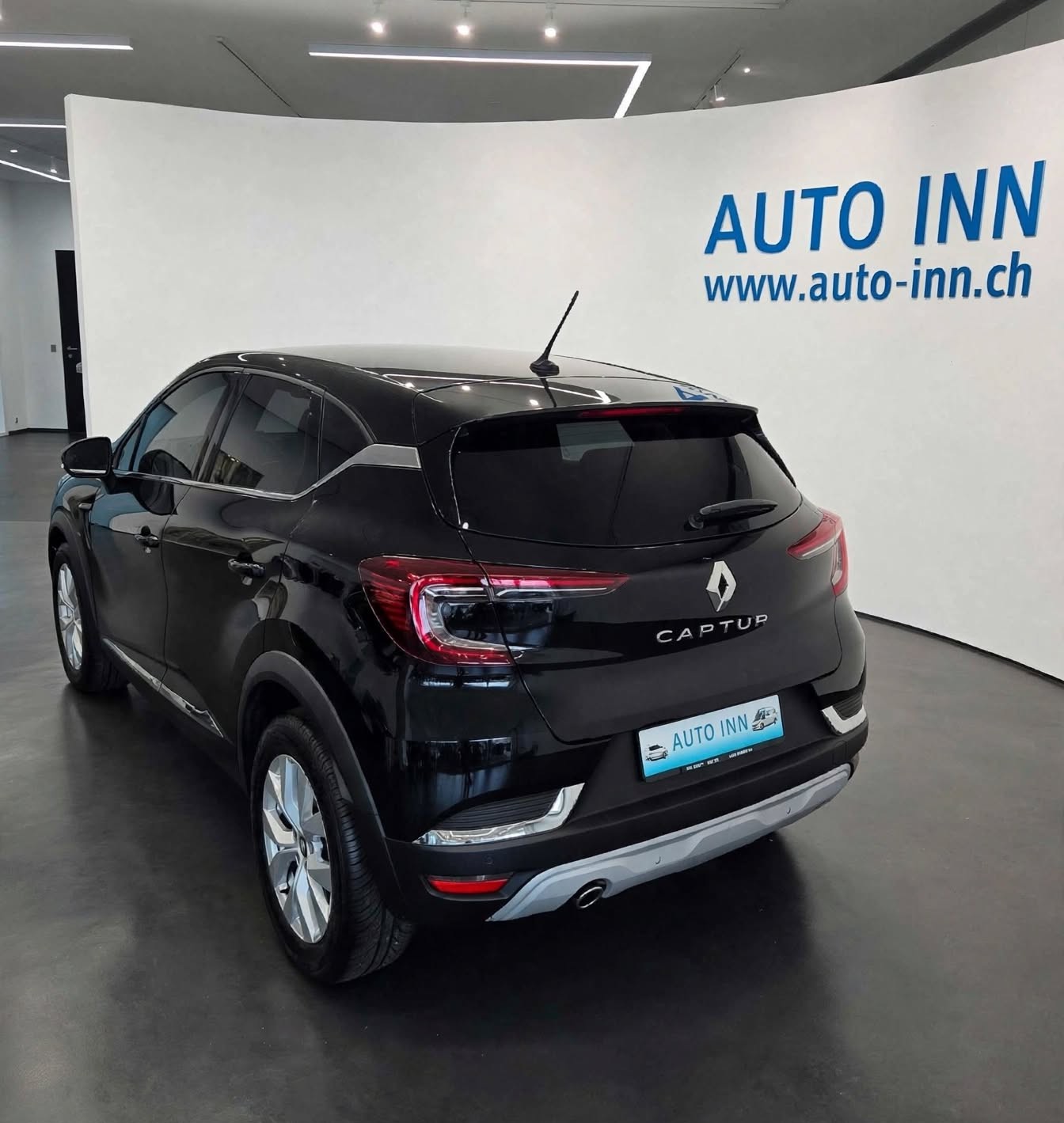 RENAULT Captur 1.3 TCe EDC Intens EDC - AUTOMATICA-image-3
