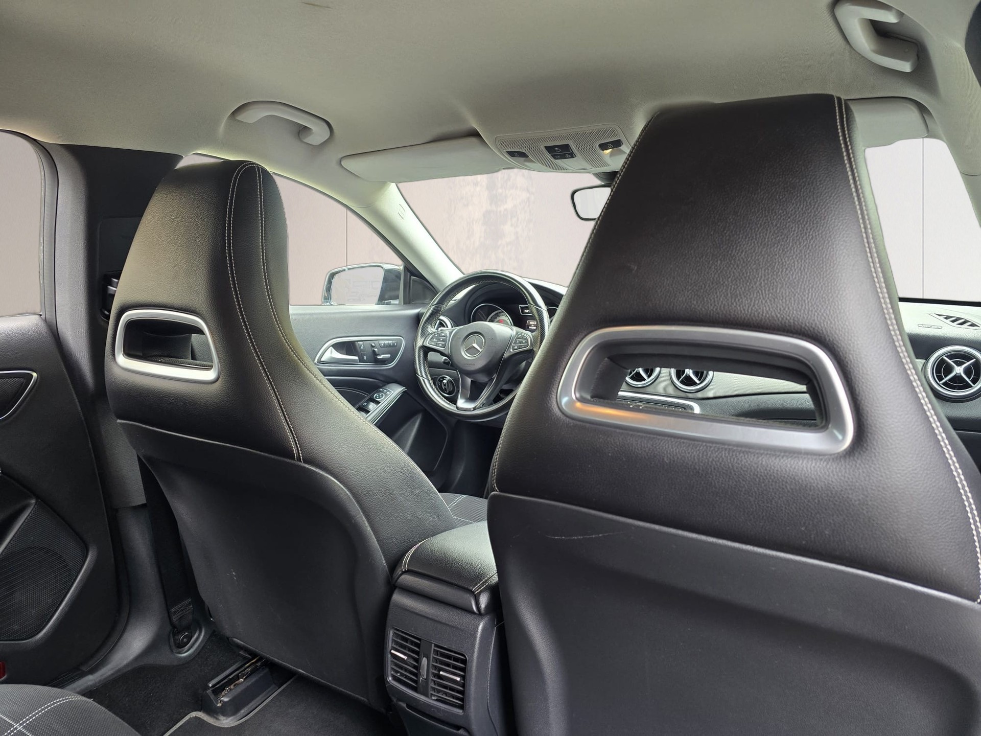 MERCEDES-BENZ CLA Shooting Brake 200 7G-DCT-image-16