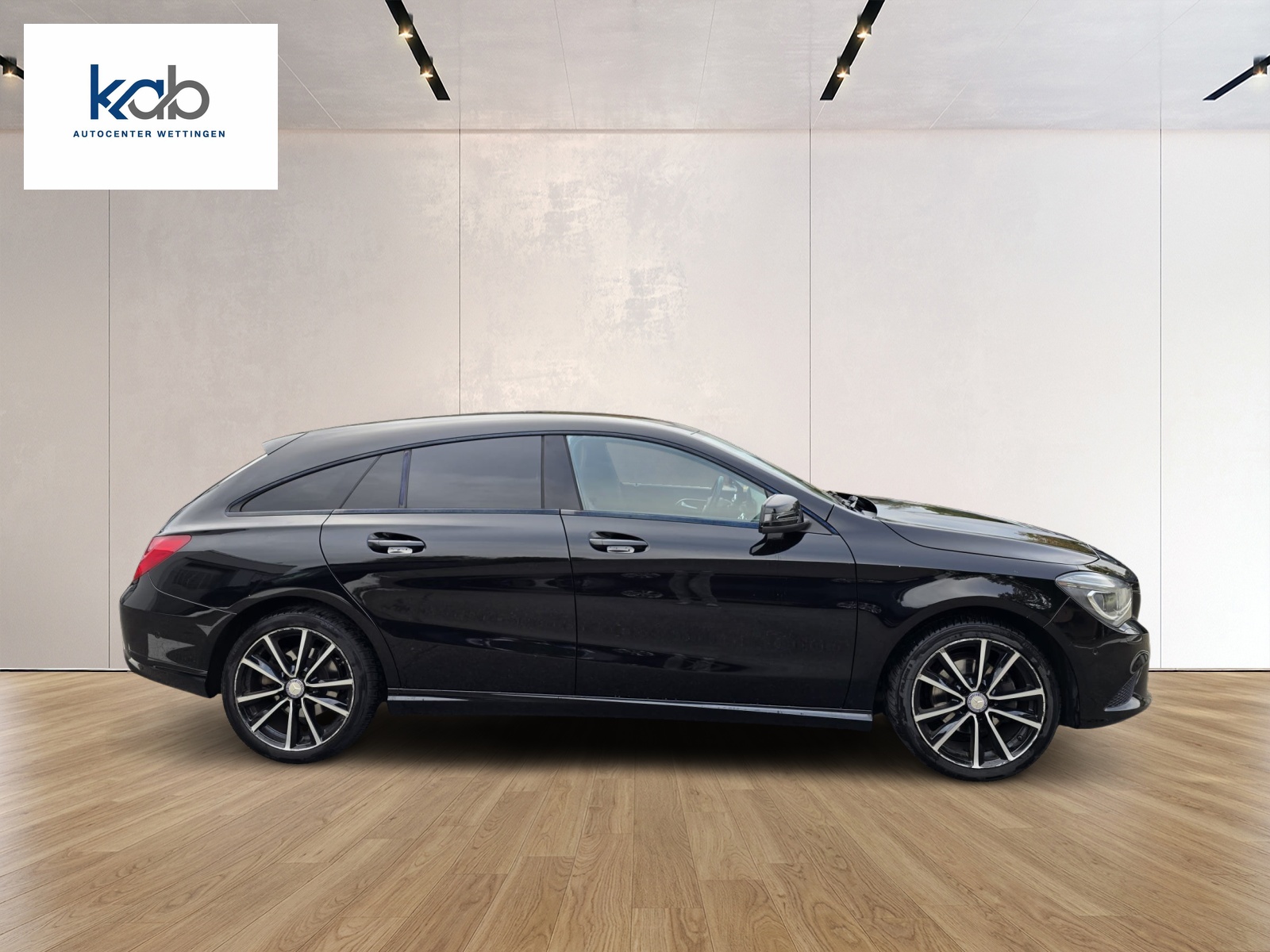 MERCEDES-BENZ CLA Shooting Brake 200 7G-DCT-image-7