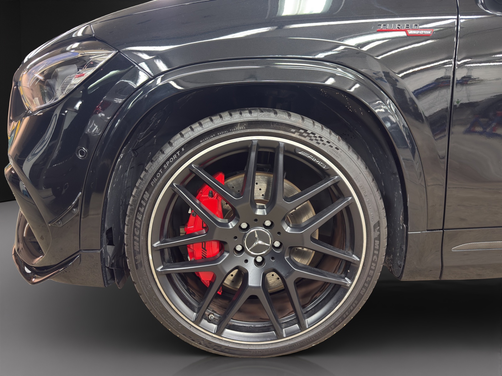 MERCEDES-BENZ GLA 45 S AMG 4Matic+-image-7