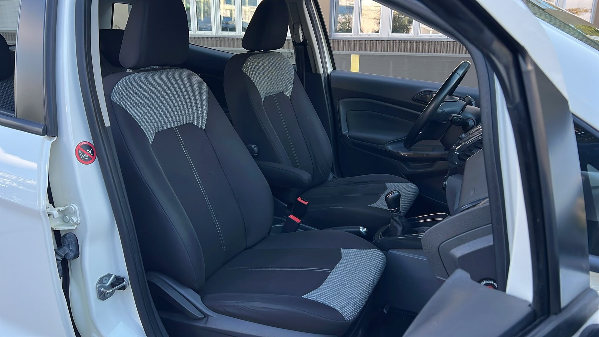 FORD EcoSport 1.0 SCTi Trend-image-12