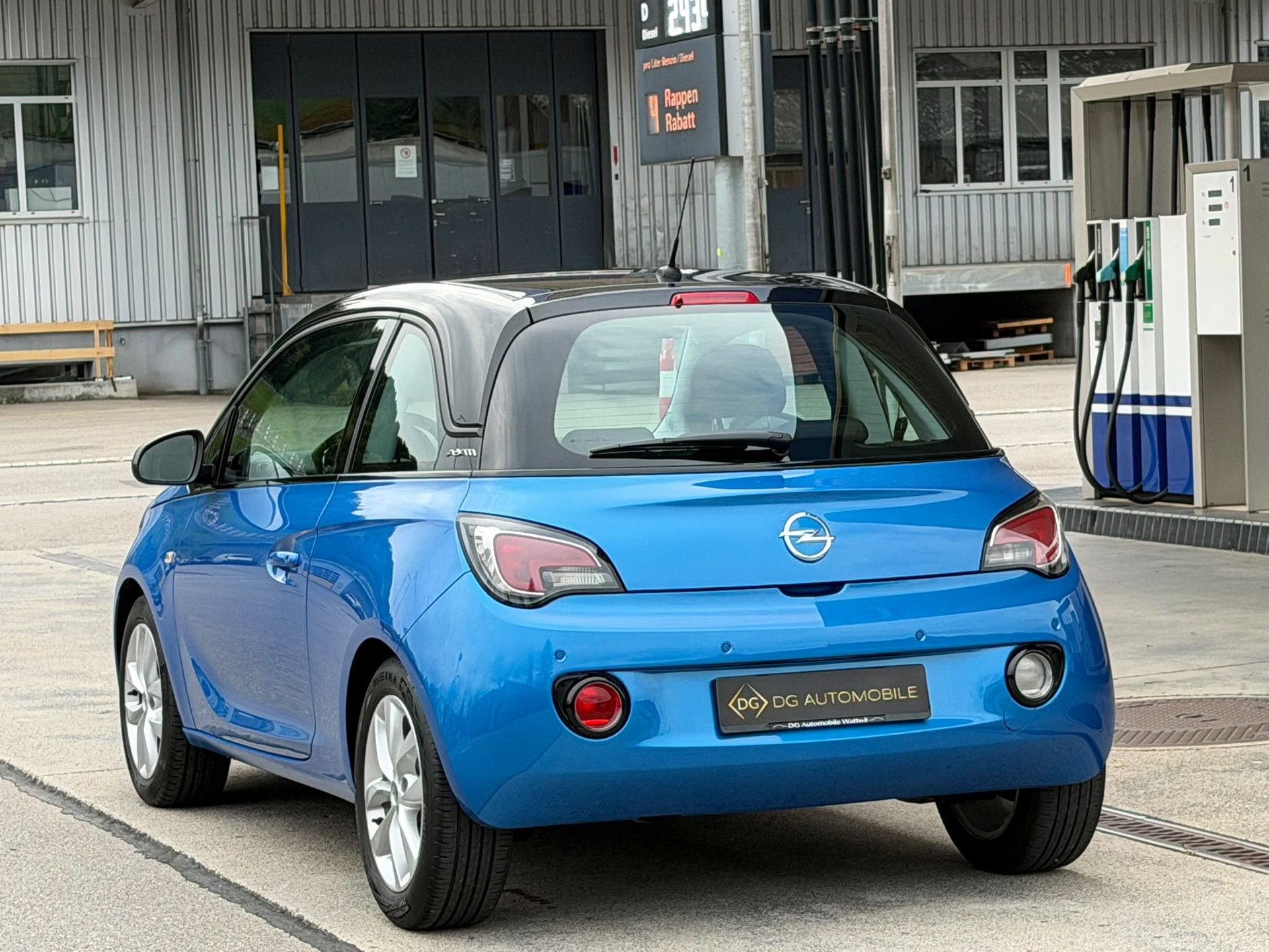 OPEL Adam 1.4 ecoFLEX Unlimited *Top Zustand**Ab MFK**8-Fach**Garantie*-image-4