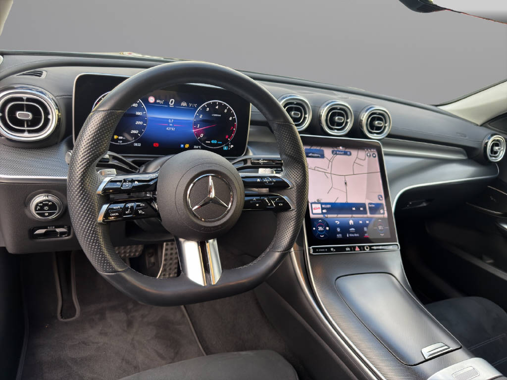 MERCEDES-BENZ C 200 AMG Line 4matic-image-8