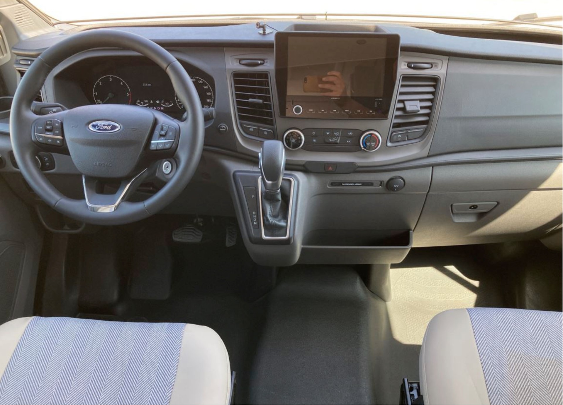 FORD Transit Etrusco T 7.3 SF-image-28