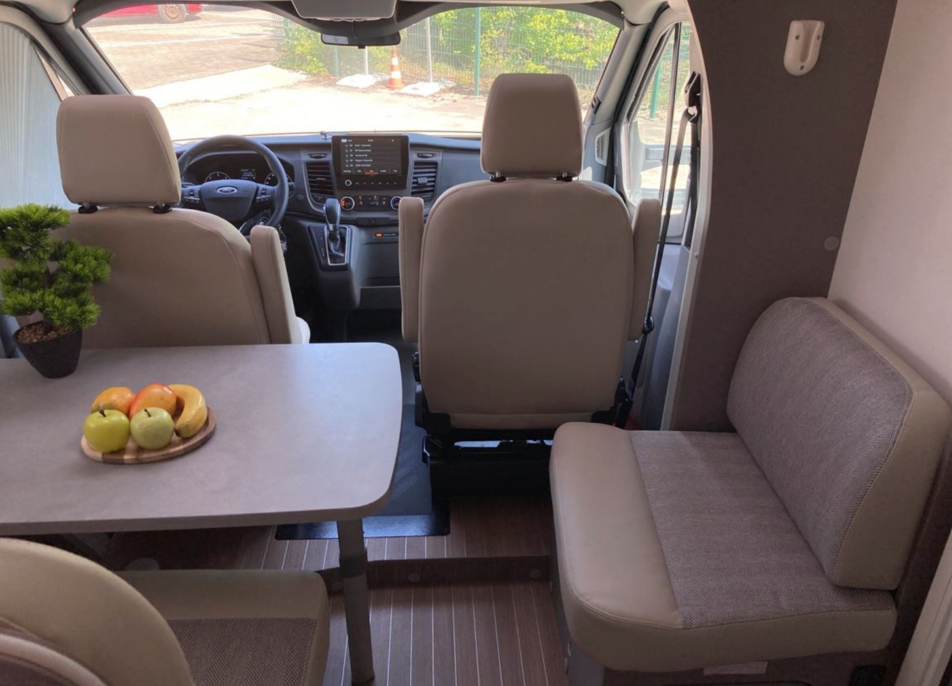 FORD Transit Etrusco T 7.3 SF-image-10