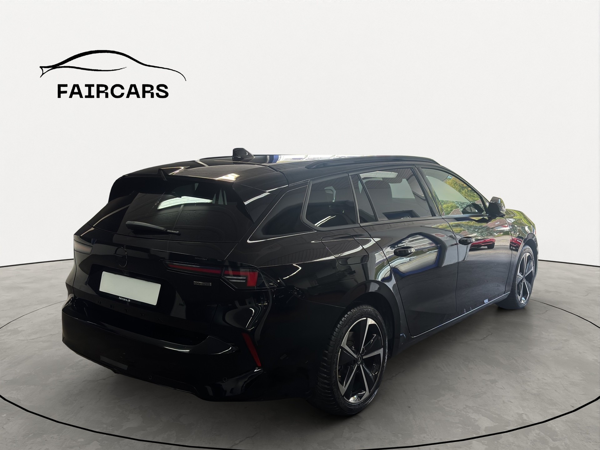OPEL Astra Sports Tourer 1.6 PHEV Turbo GS A-image-5