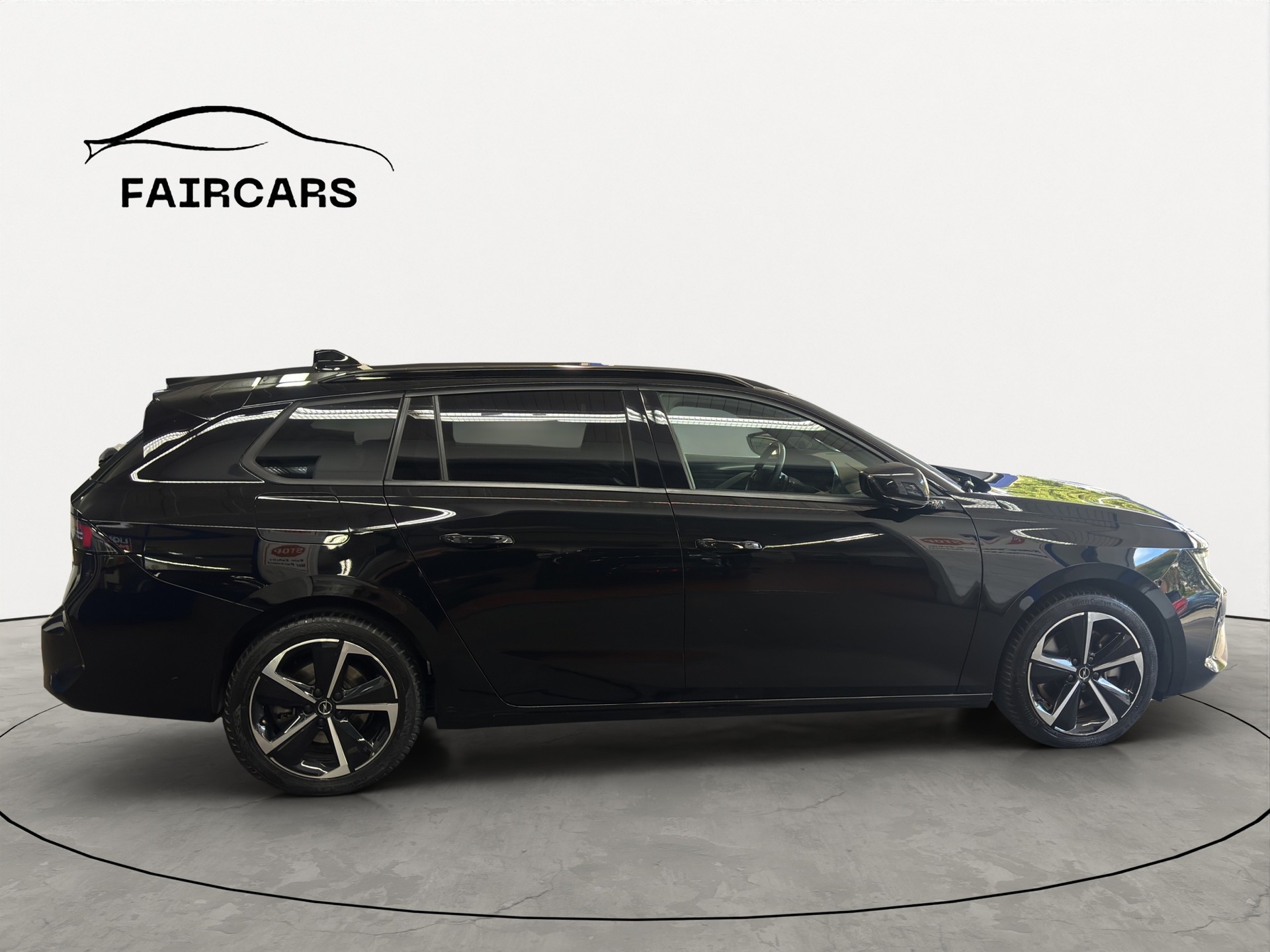 OPEL Astra Sports Tourer 1.6 PHEV Turbo GS A-image-6