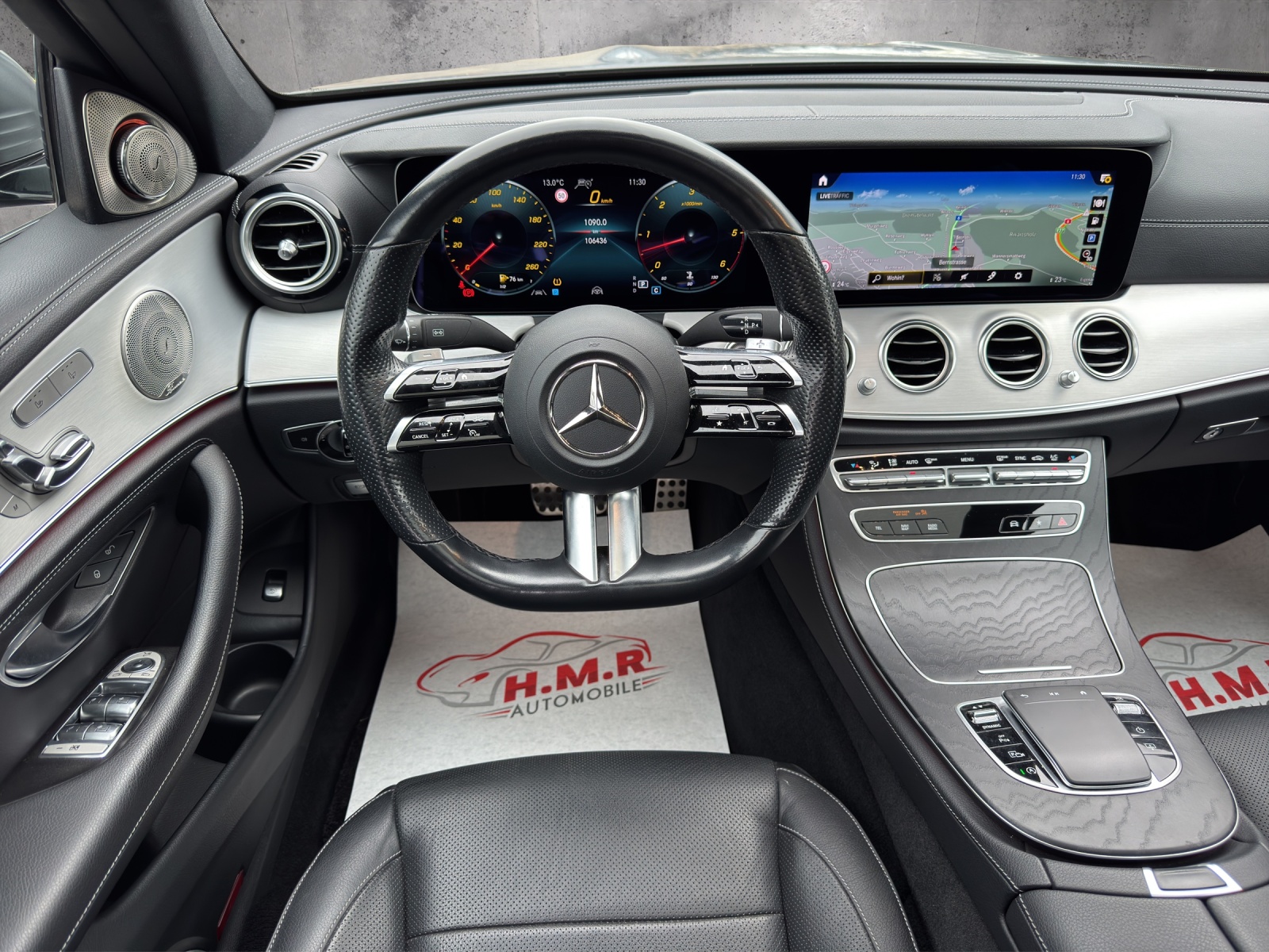 MERCEDES-BENZ E 400 d 4Matic AMG Line 9G-Tronic-image-11