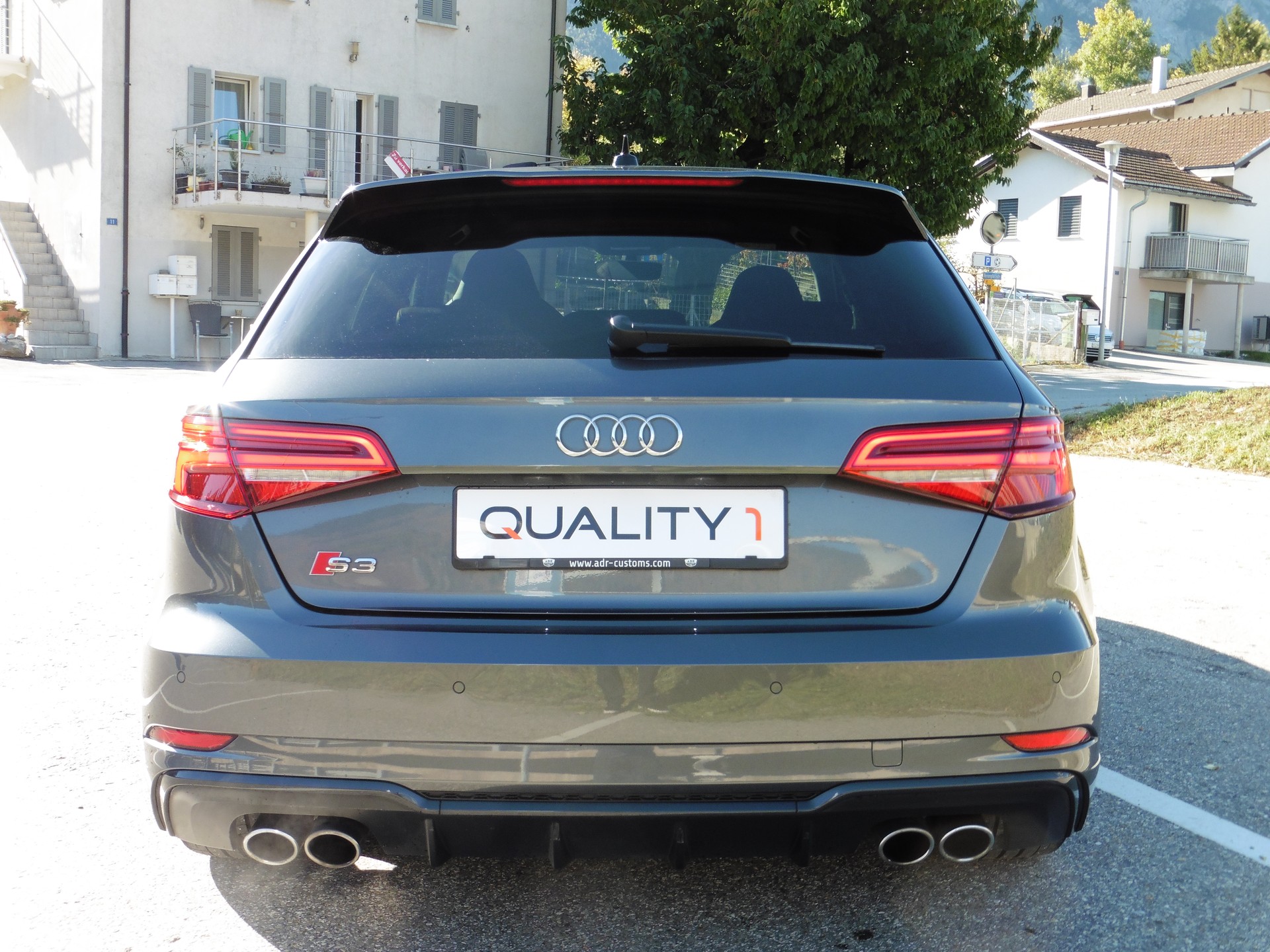 AUDI S3 Sportback 2.0 TFSI quattro S-tronic-image-8