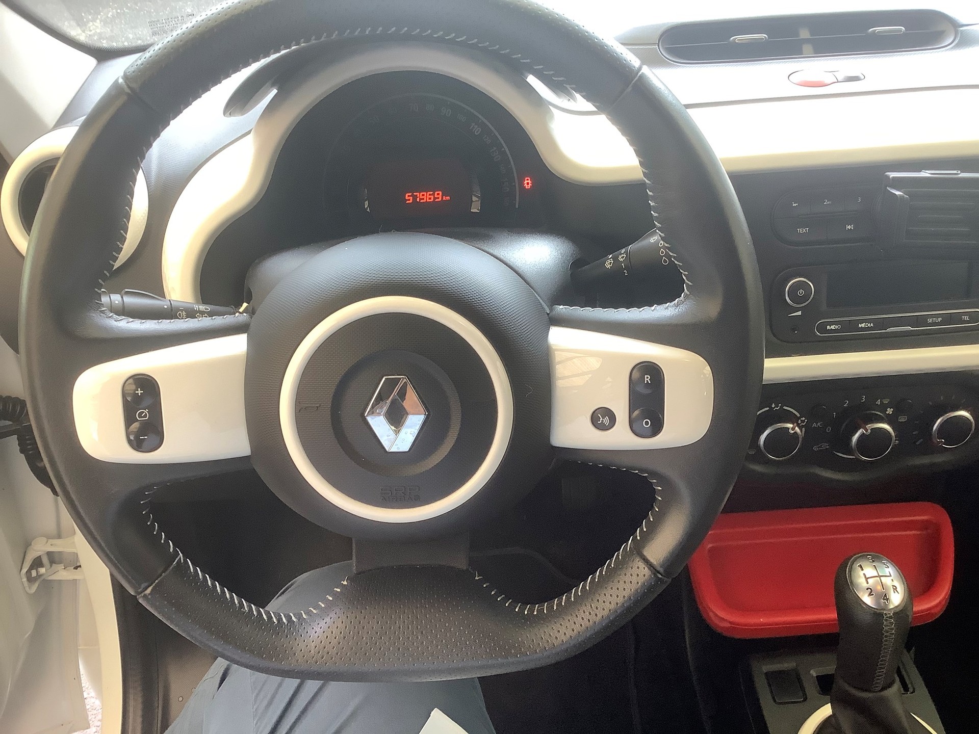RENAULT Twingo 1.0 Life-image-10