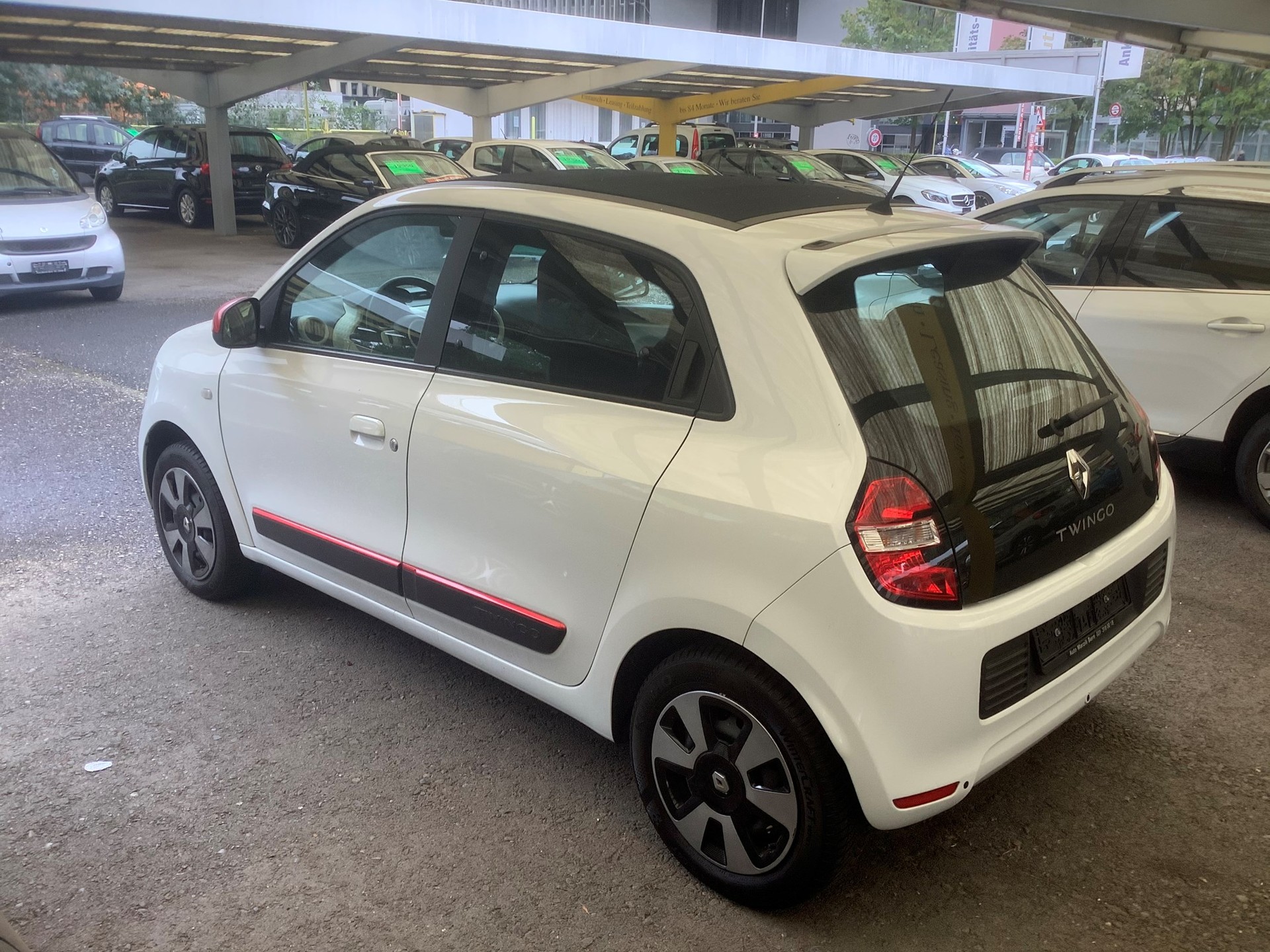 RENAULT Twingo 1.0 Life-image-5