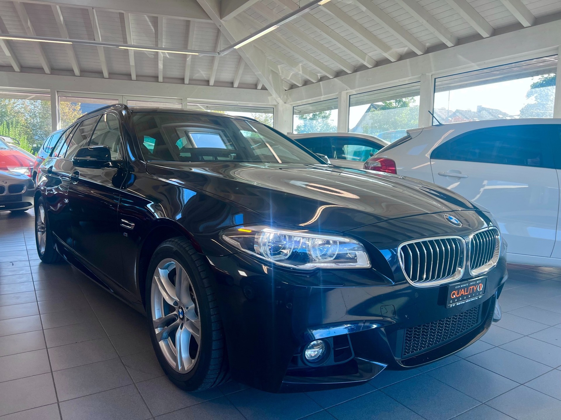 BMW 535d Touring xDrive Steptronic-image-2