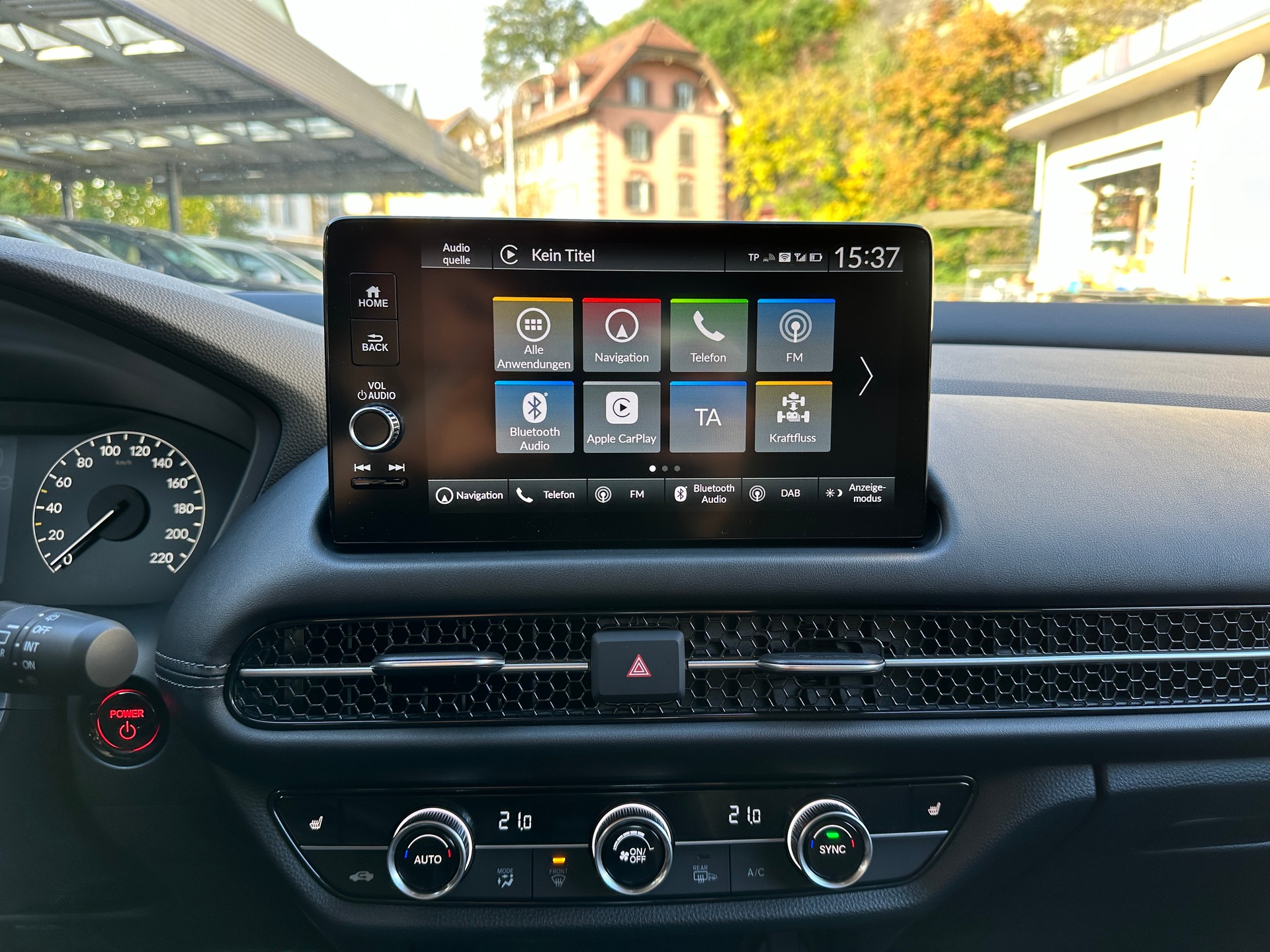 HONDA ZR-V 2.0i MMD Hybrid Sport Automatic-image-10