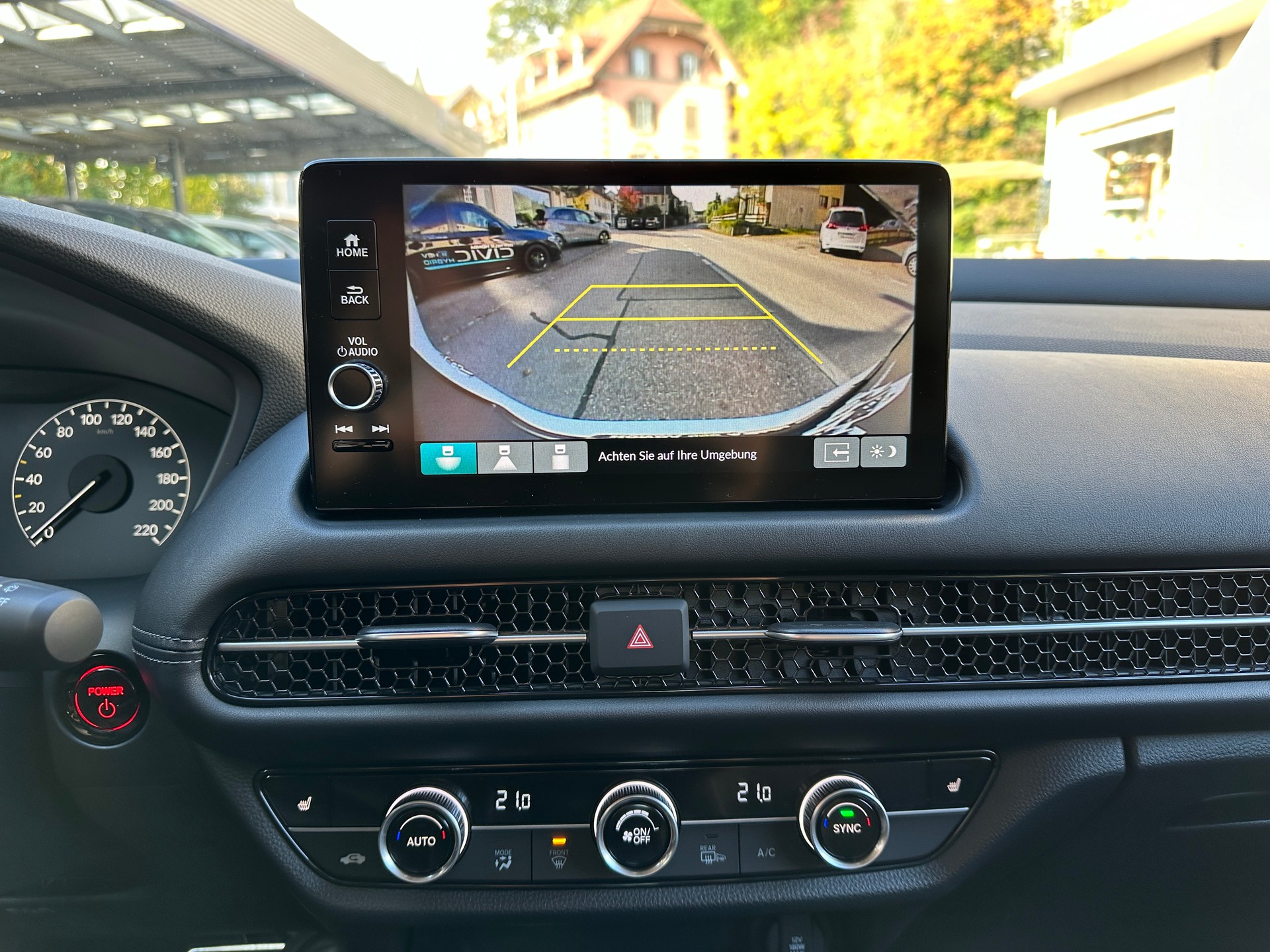 HONDA ZR-V 2.0i MMD Hybrid Sport Automatic-image-8
