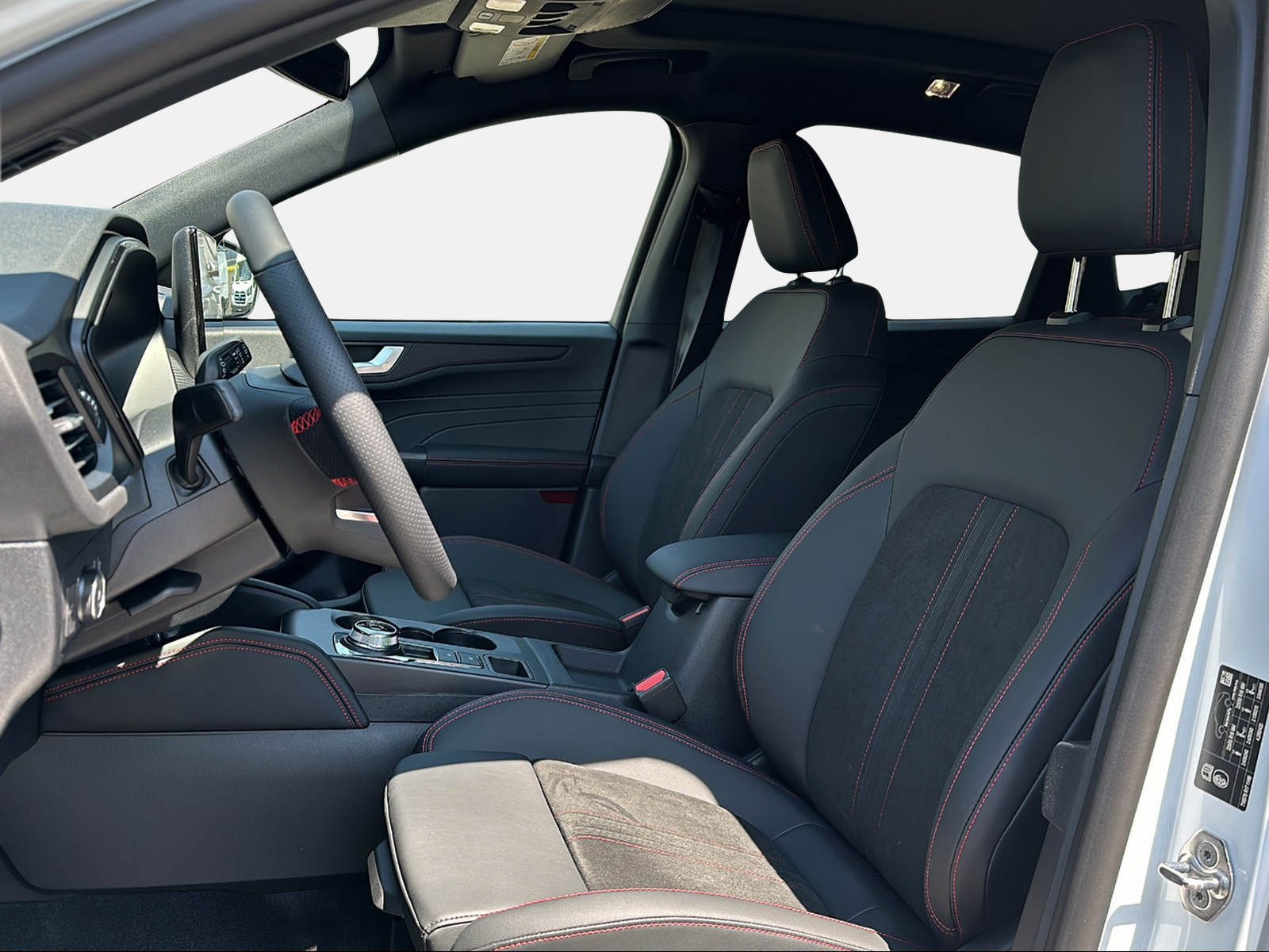 FORD Kuga 2.5 Hybrid ST-Line X 4x4-image-9